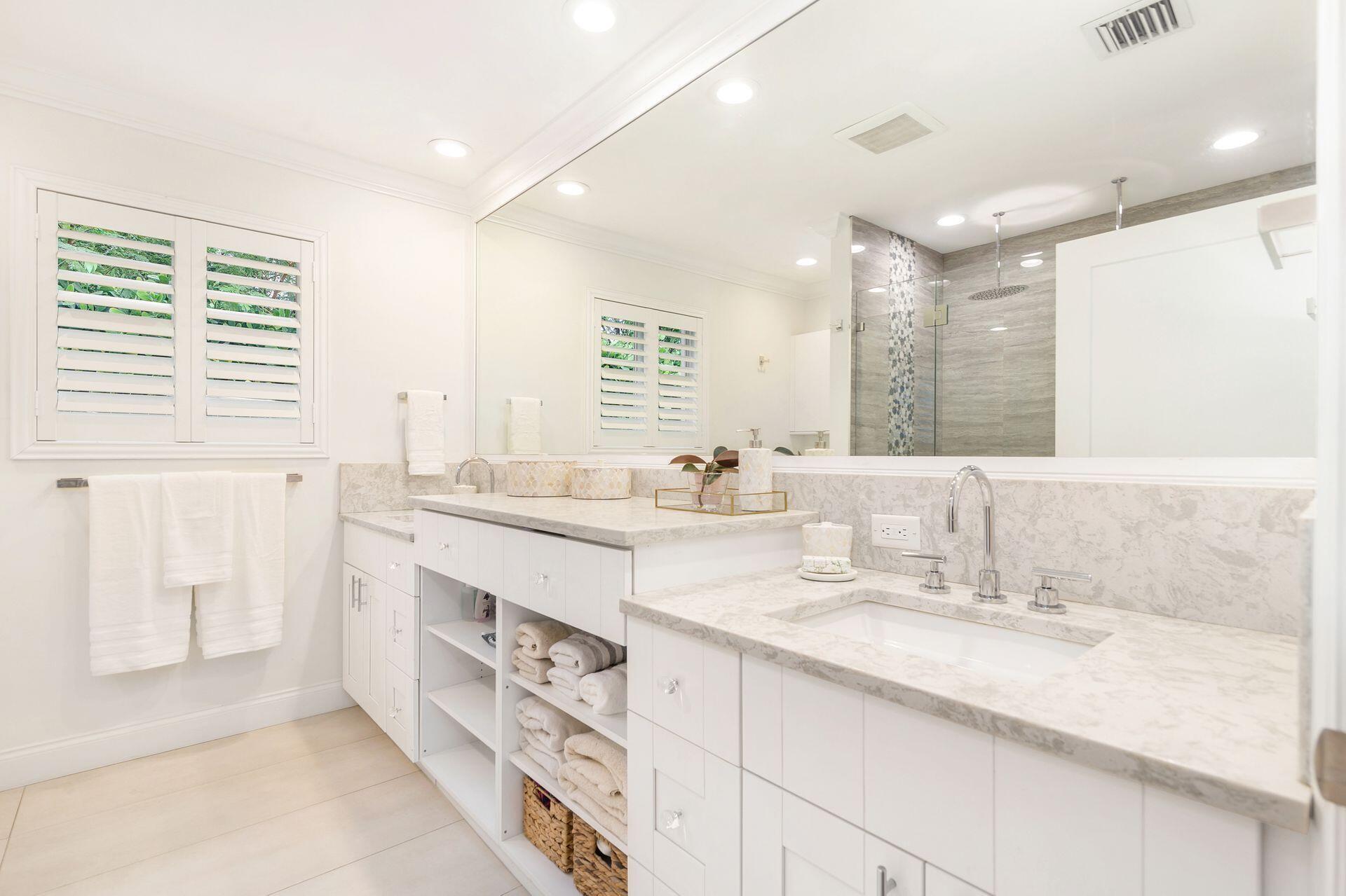7813 Pine Tree, West Palm Beach FL 33406