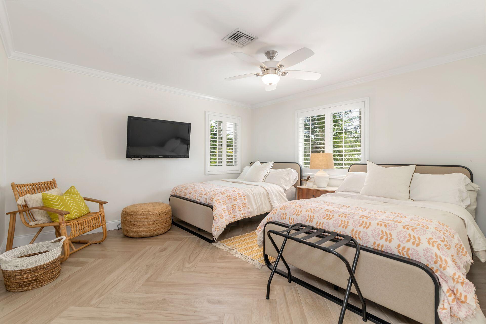 7813 Pine Tree, West Palm Beach FL 33406