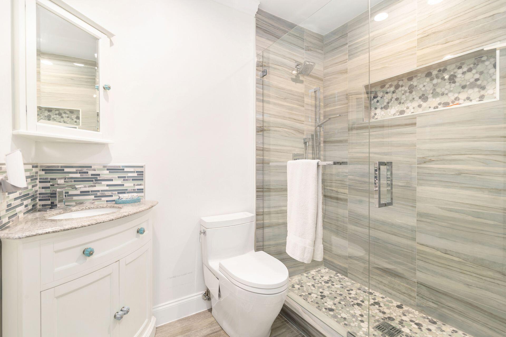 7813 Pine Tree, West Palm Beach FL 33406