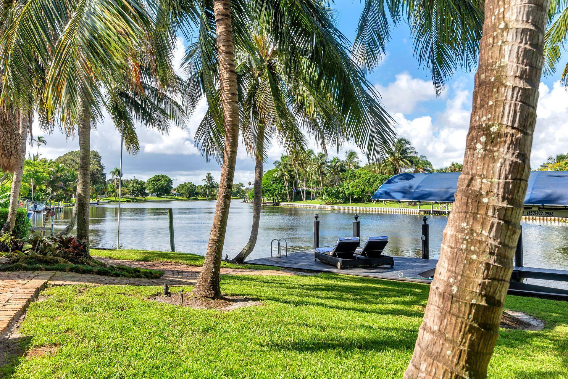 7813 Pine Tree, West Palm Beach FL 33406