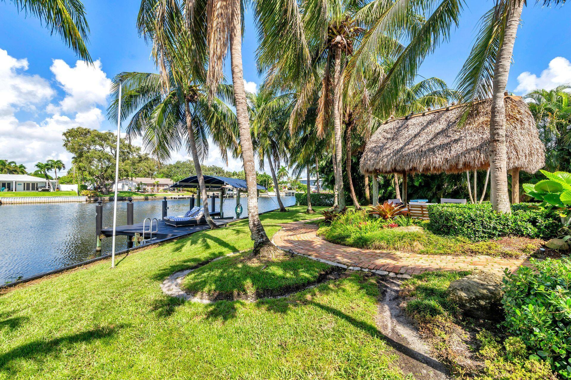 7813 Pine Tree, West Palm Beach FL 33406