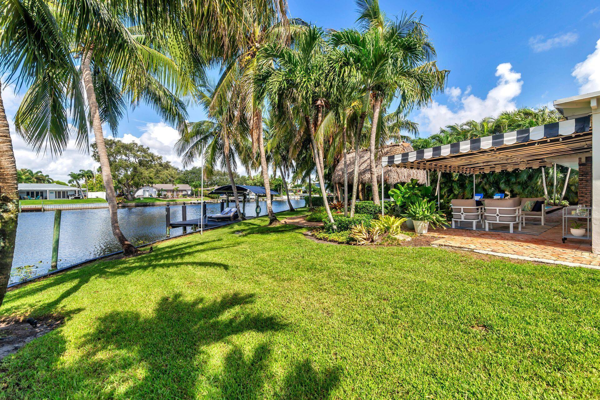 7813 Pine Tree, West Palm Beach FL 33406