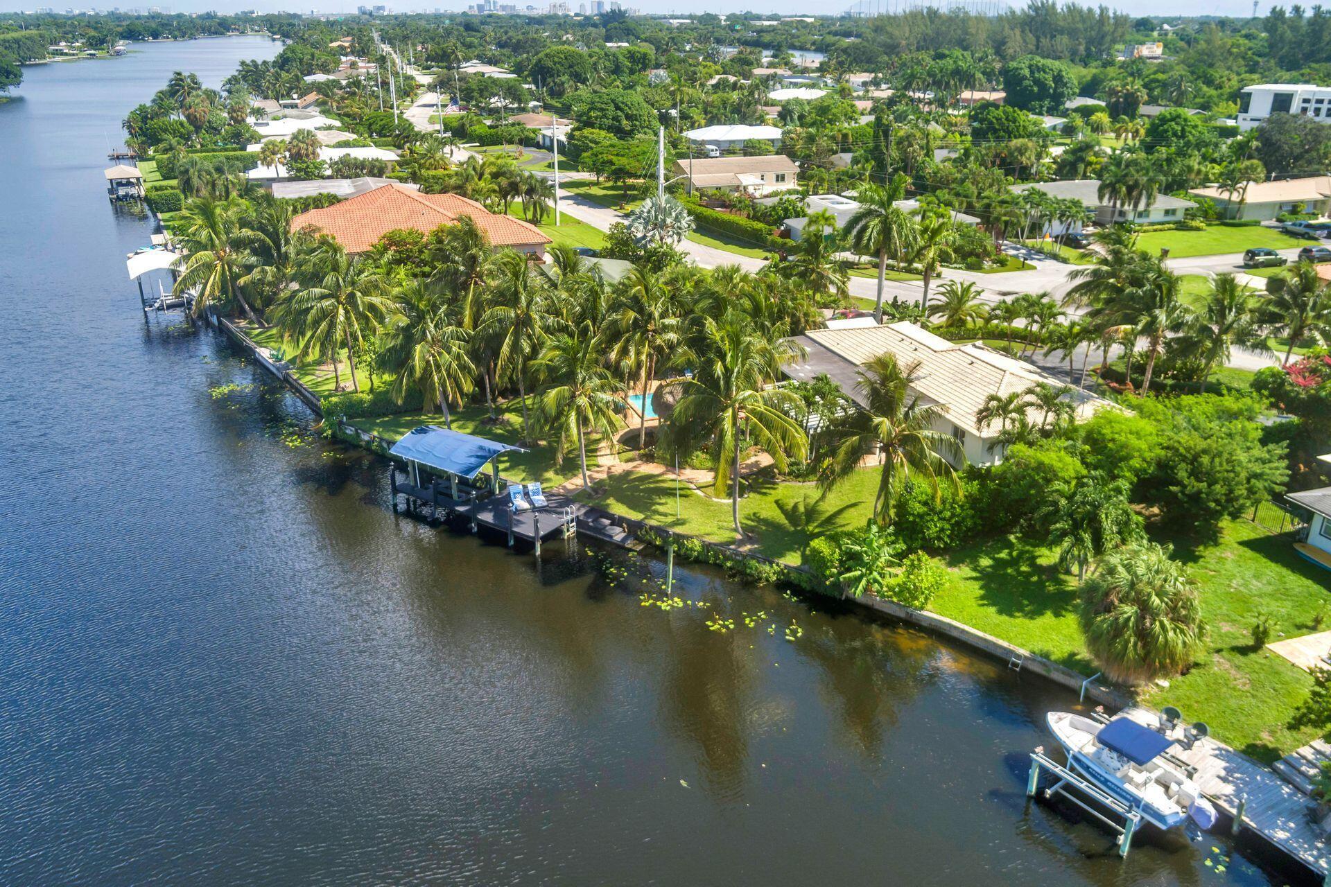 7813 Pine Tree, West Palm Beach FL 33406