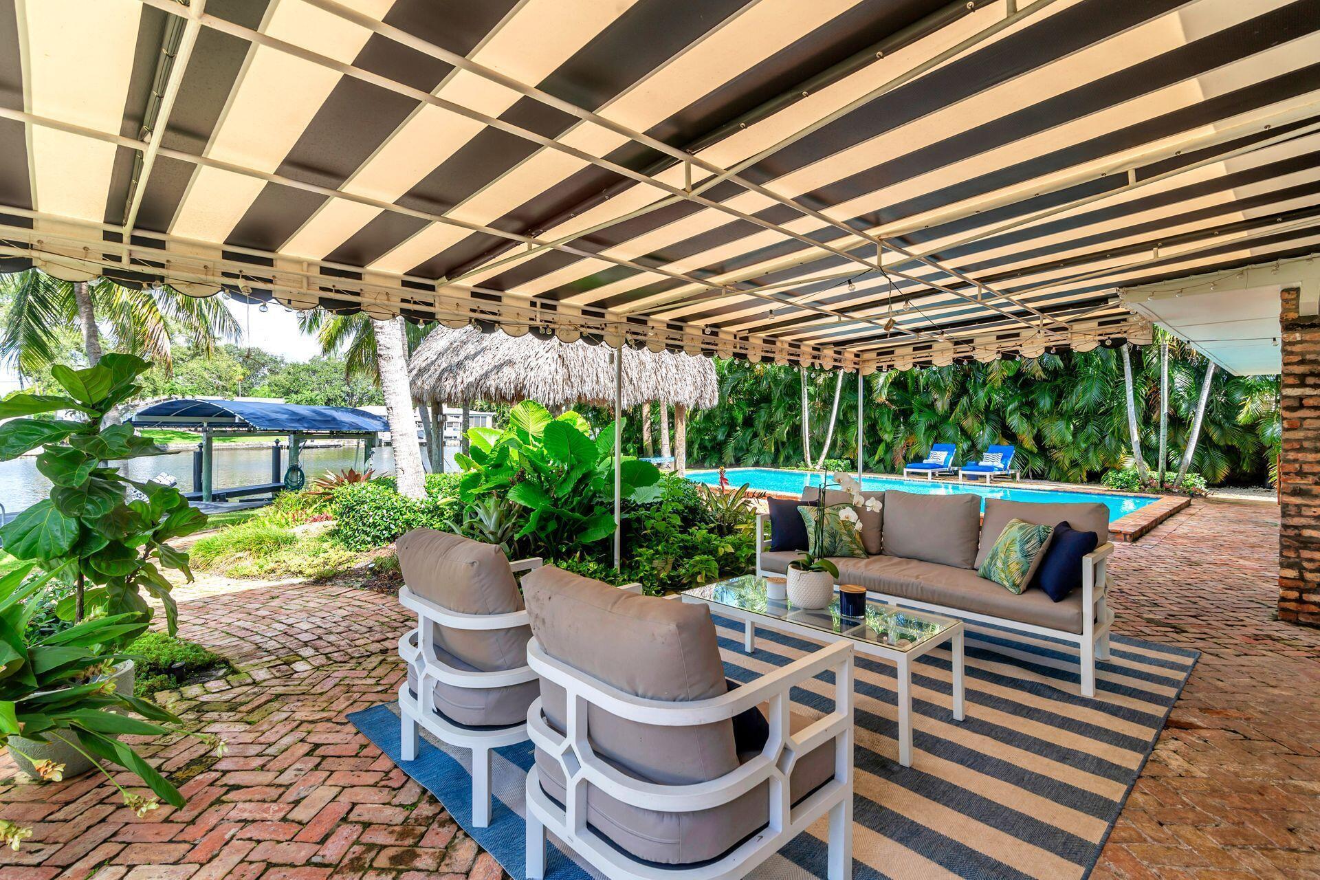 7813 Pine Tree, West Palm Beach FL 33406
