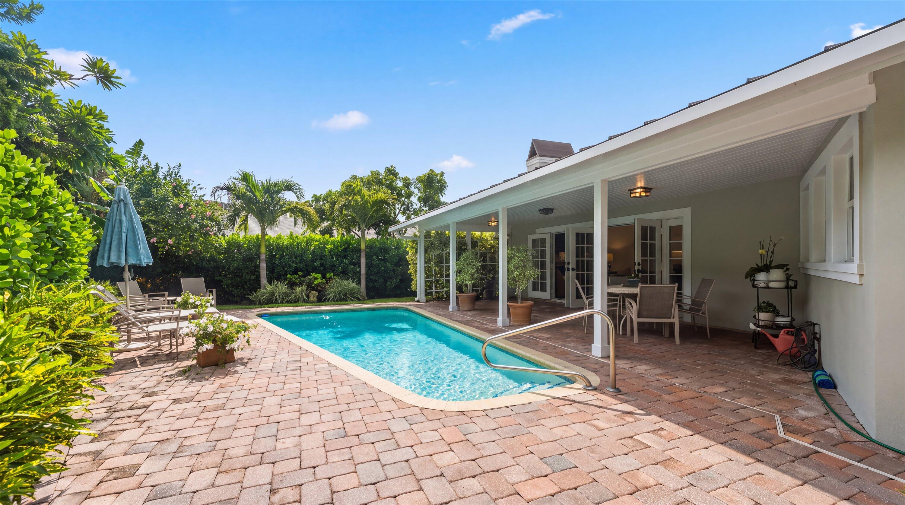 60 Colony, Jupiter Inlet Colony FL 33469