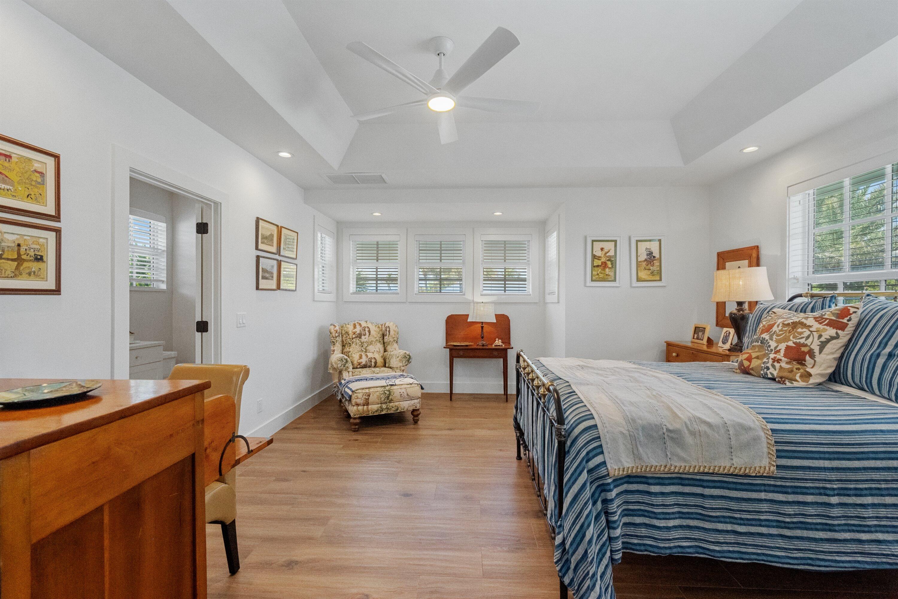 60 Colony, Jupiter Inlet Colony FL 33469