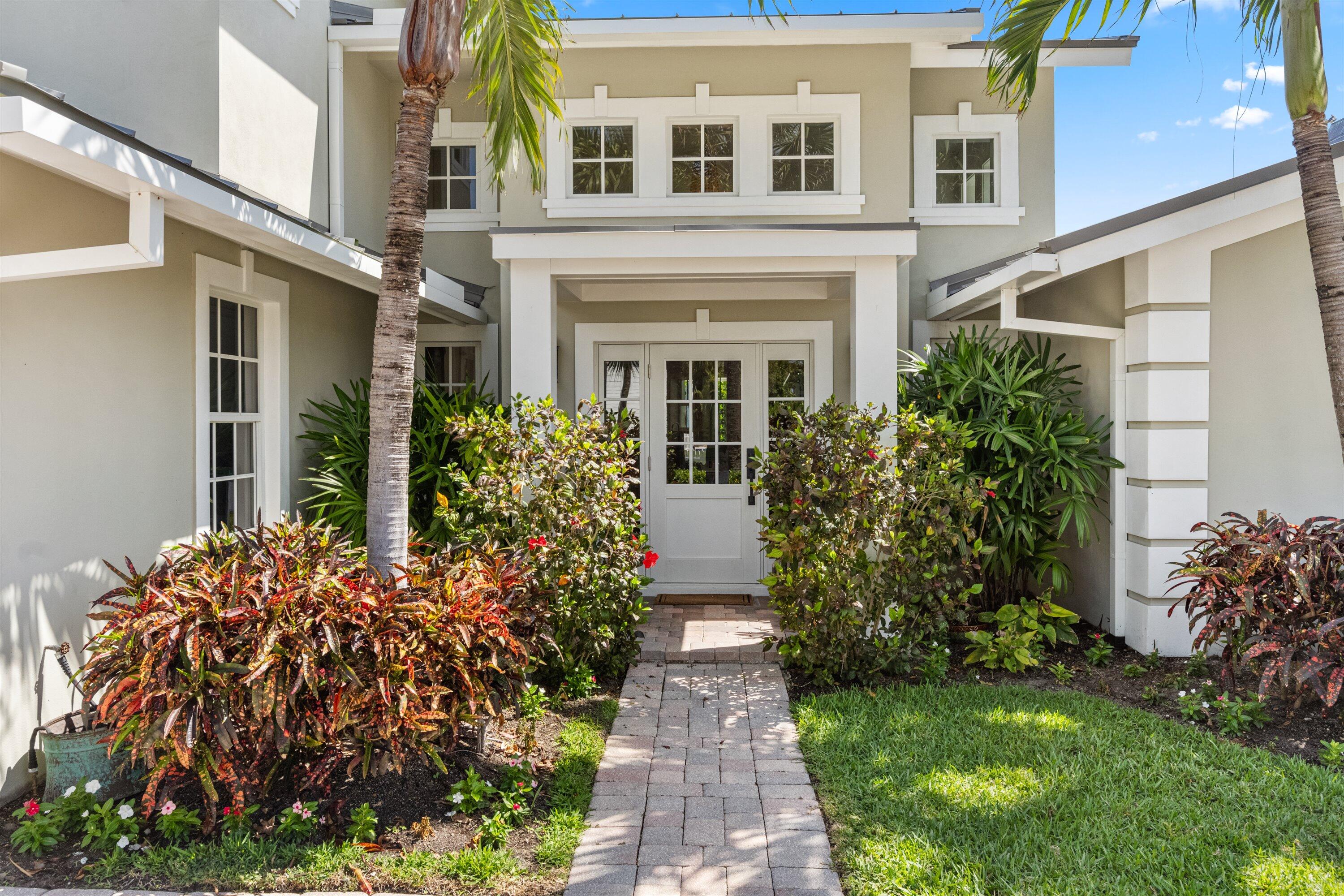 60 Colony, Jupiter Inlet Colony FL 33469