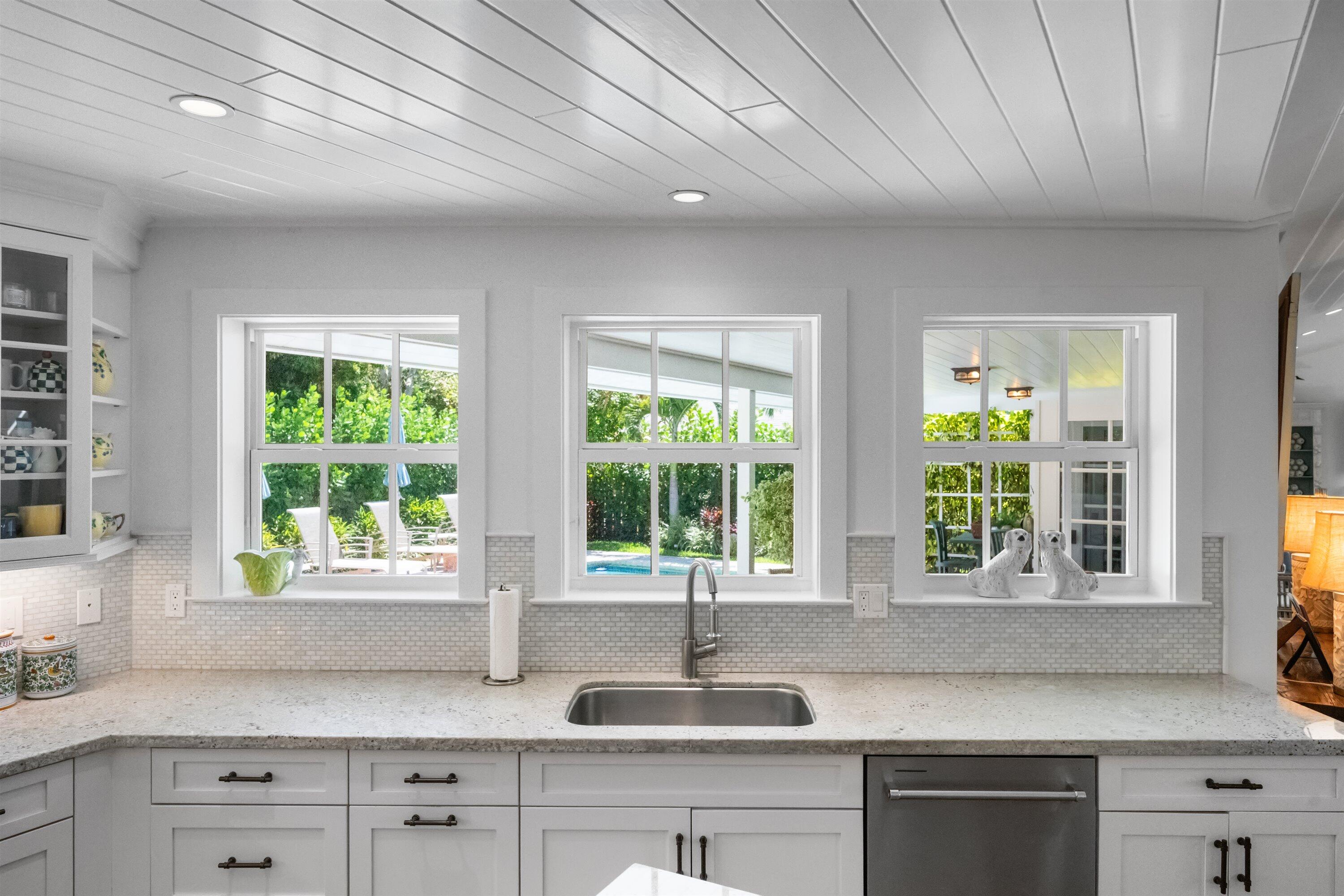 60 Colony, Jupiter Inlet Colony FL 33469