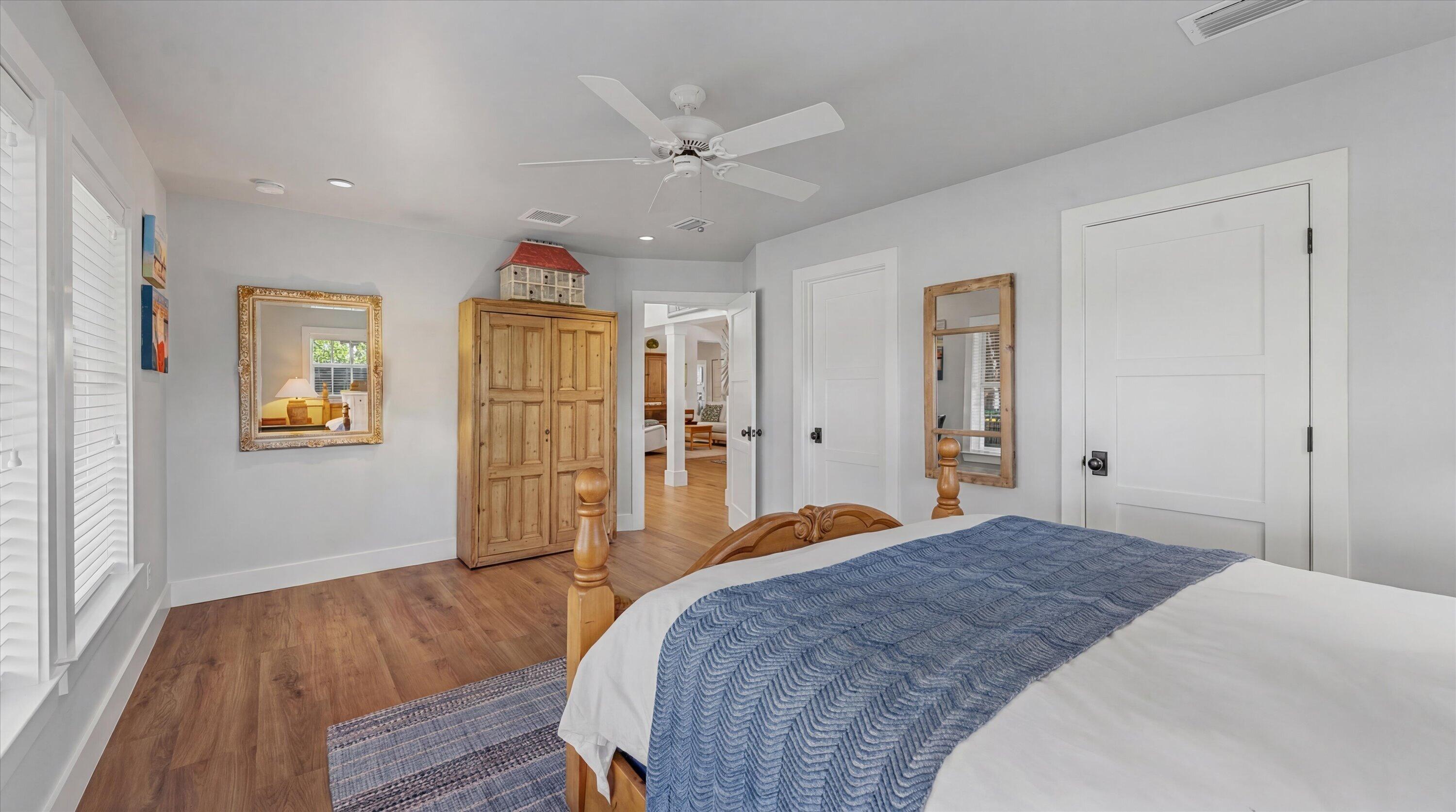 60 Colony, Jupiter Inlet Colony FL 33469