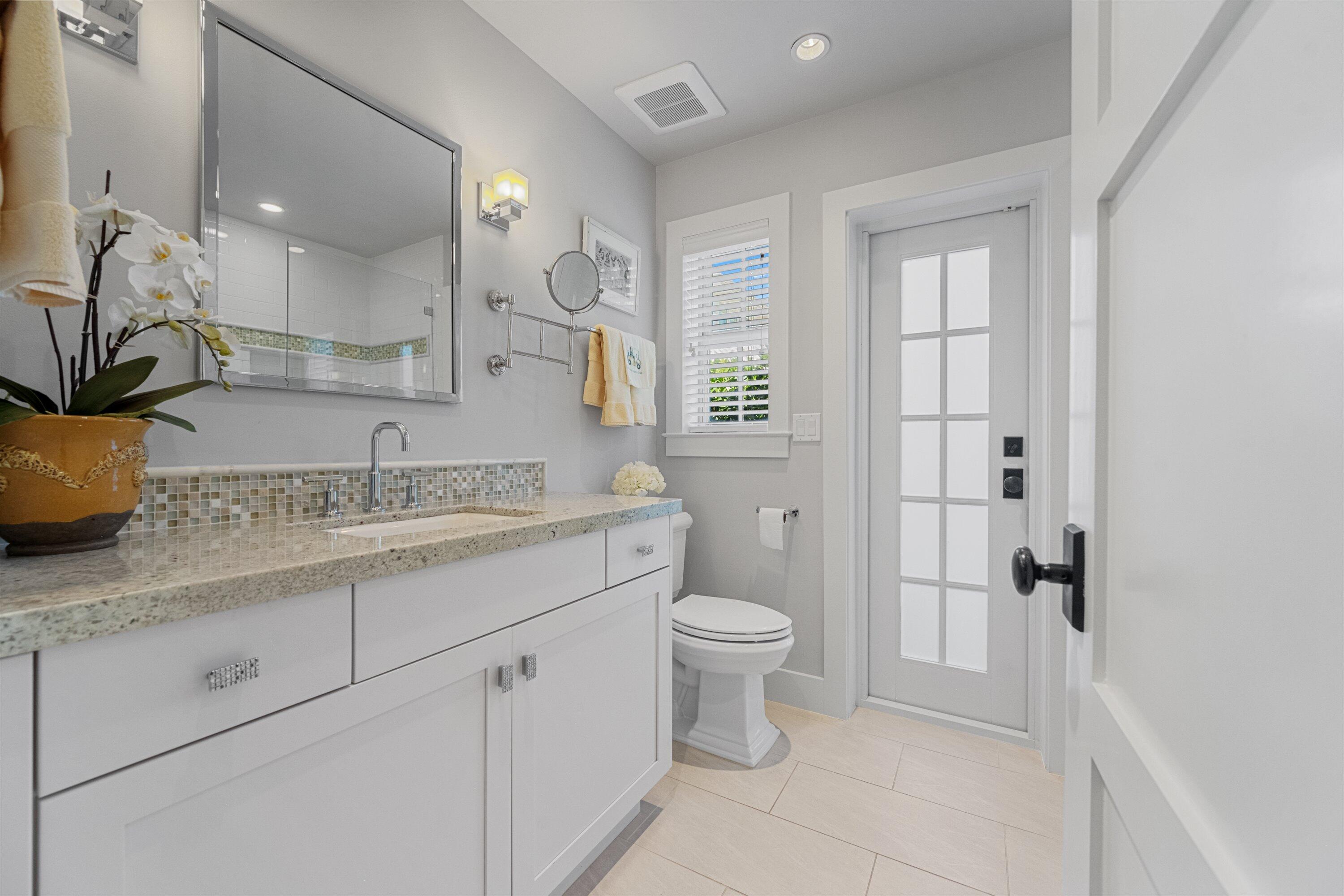 60 Colony, Jupiter Inlet Colony FL 33469