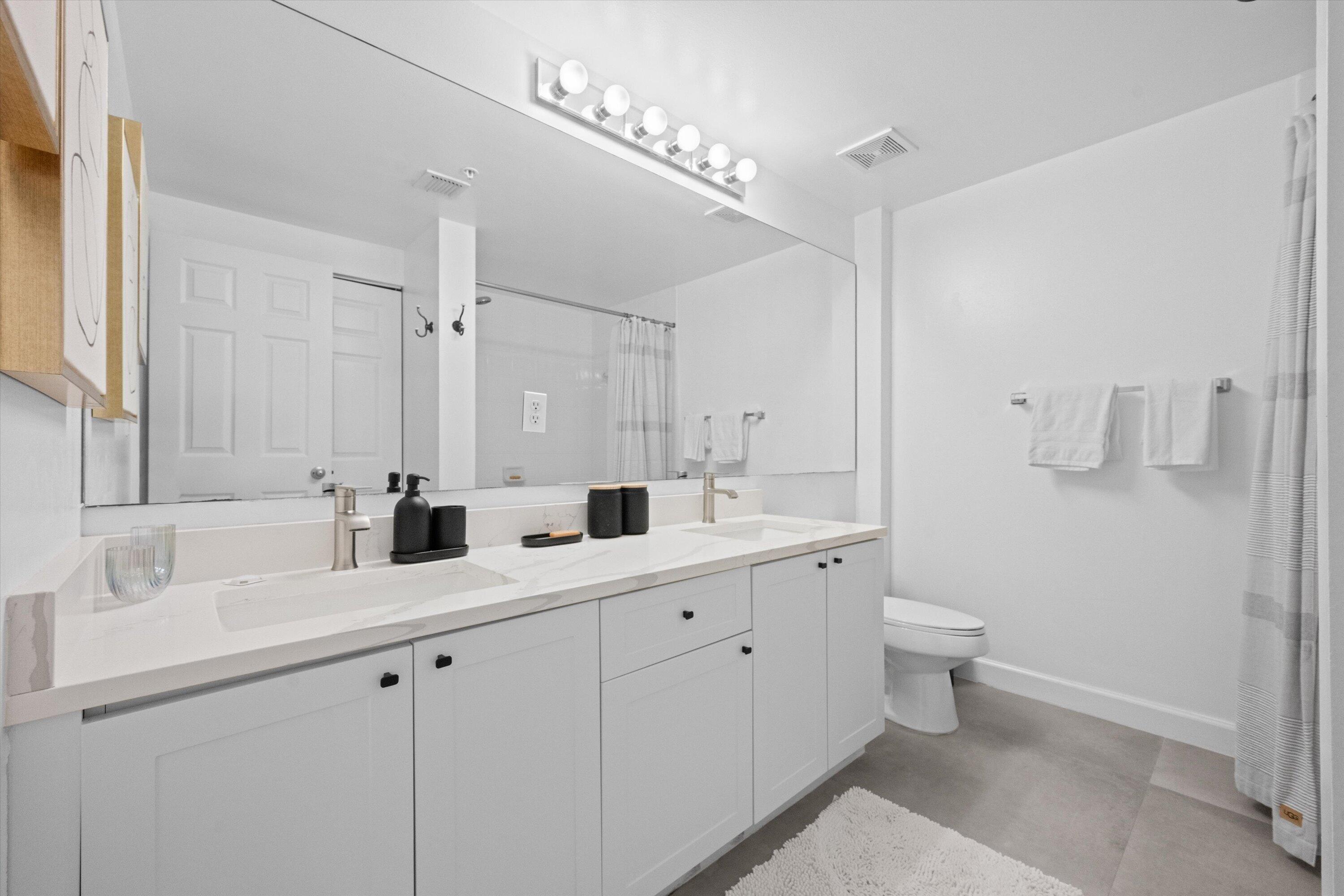 11750 SAINT ANDREWS #208, Wellington FL 33414
