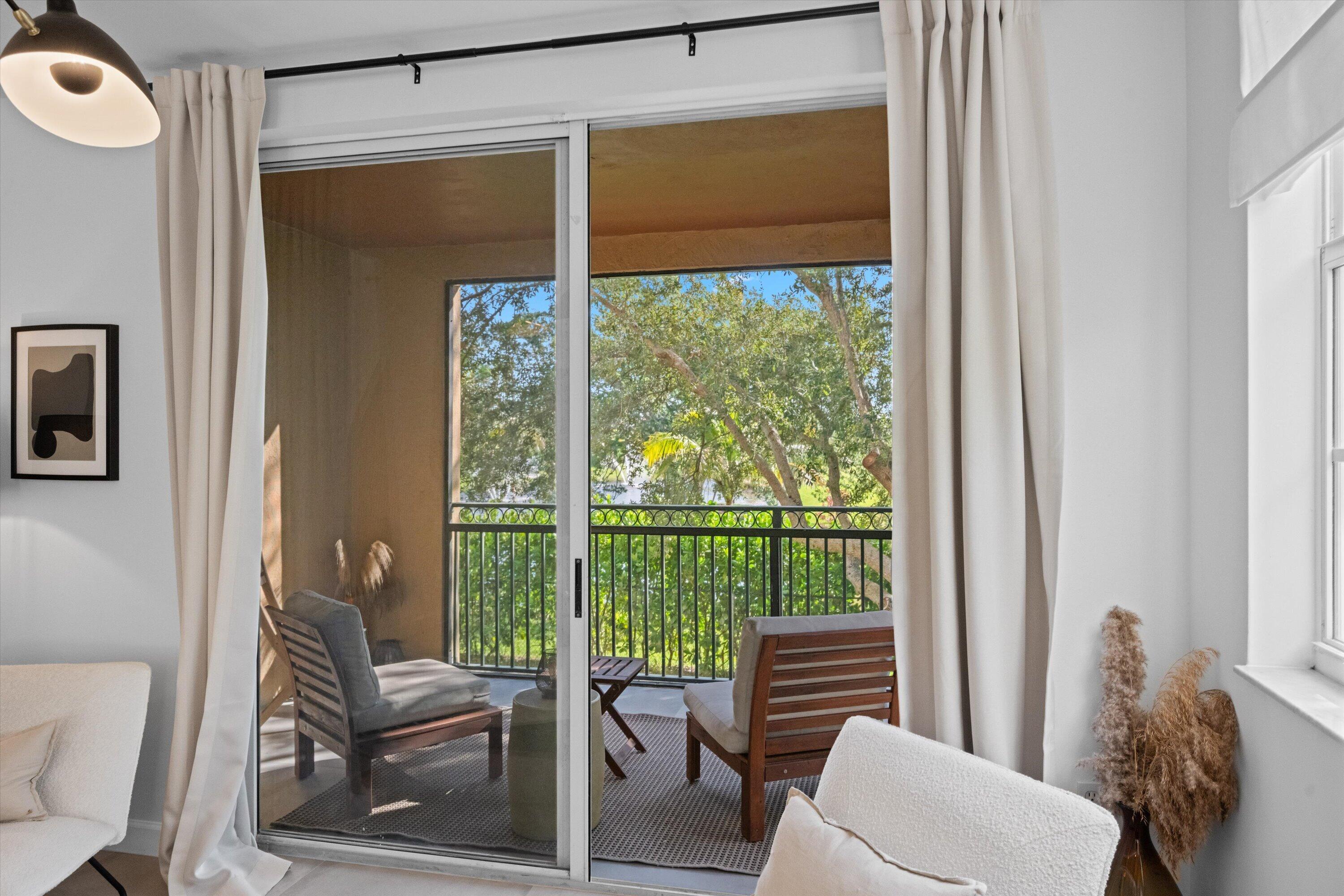 11750 SAINT ANDREWS #208, Wellington FL 33414