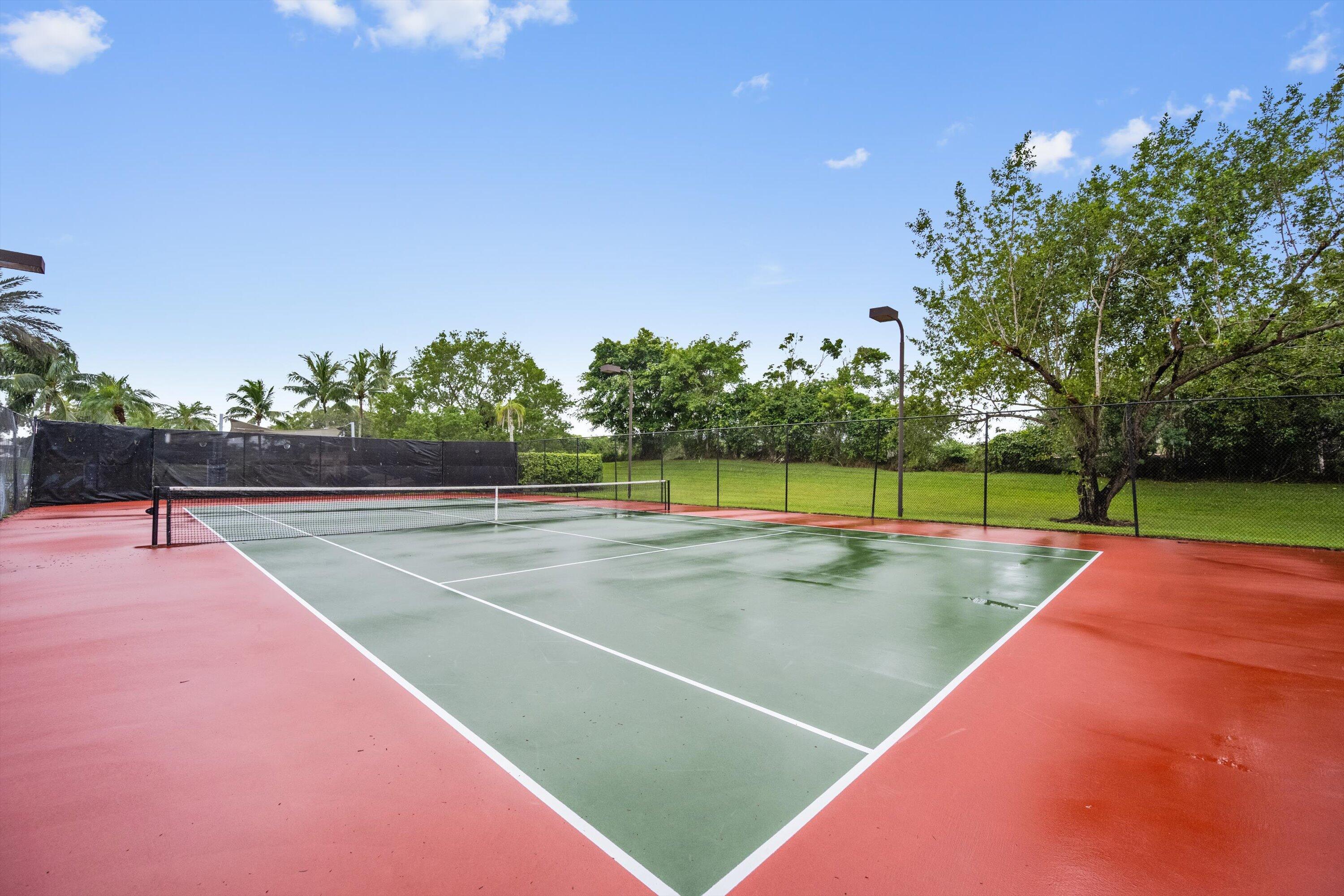 11750 SAINT ANDREWS #208, Wellington FL 33414