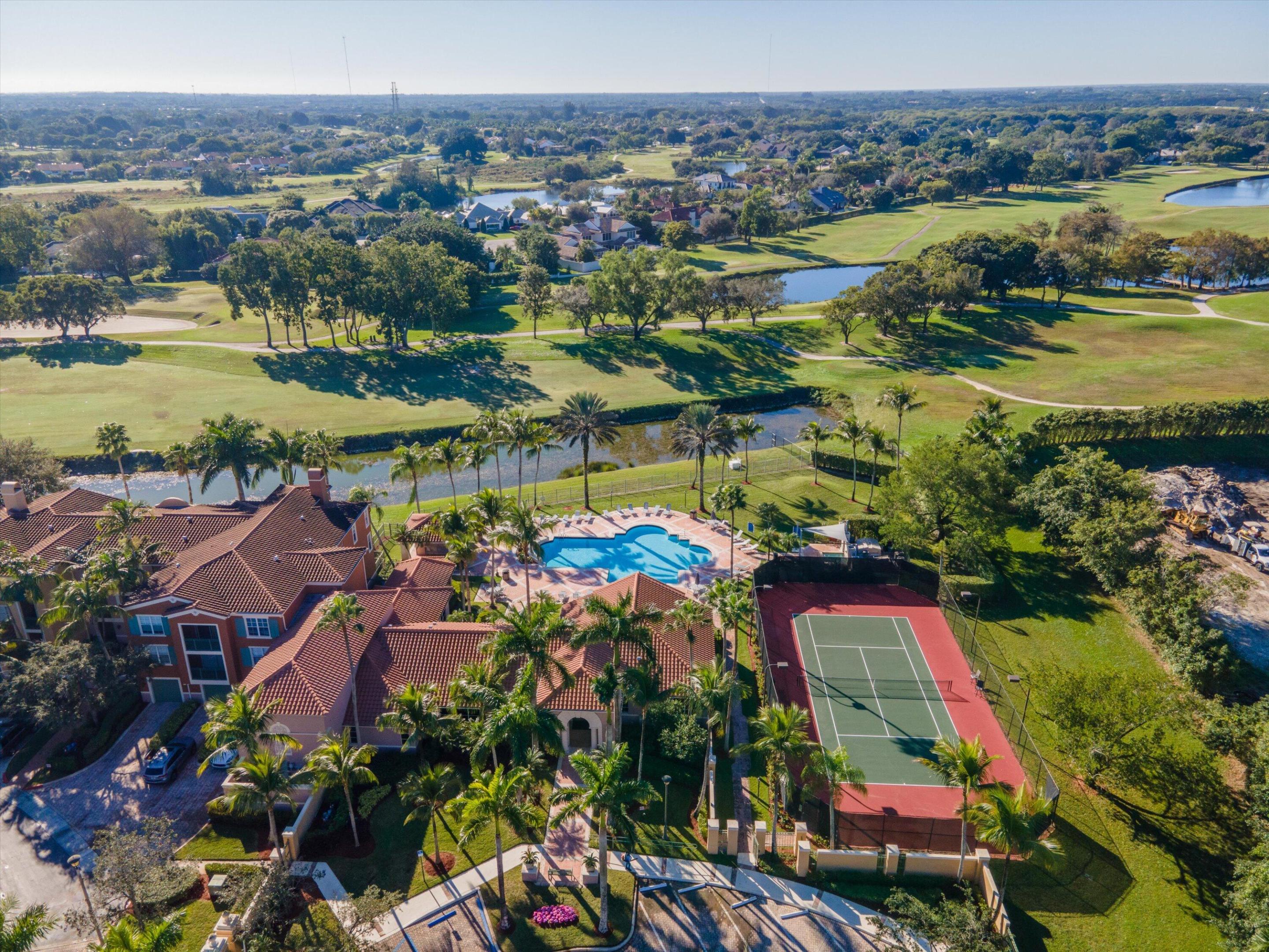 11750 SAINT ANDREWS #208, Wellington FL 33414