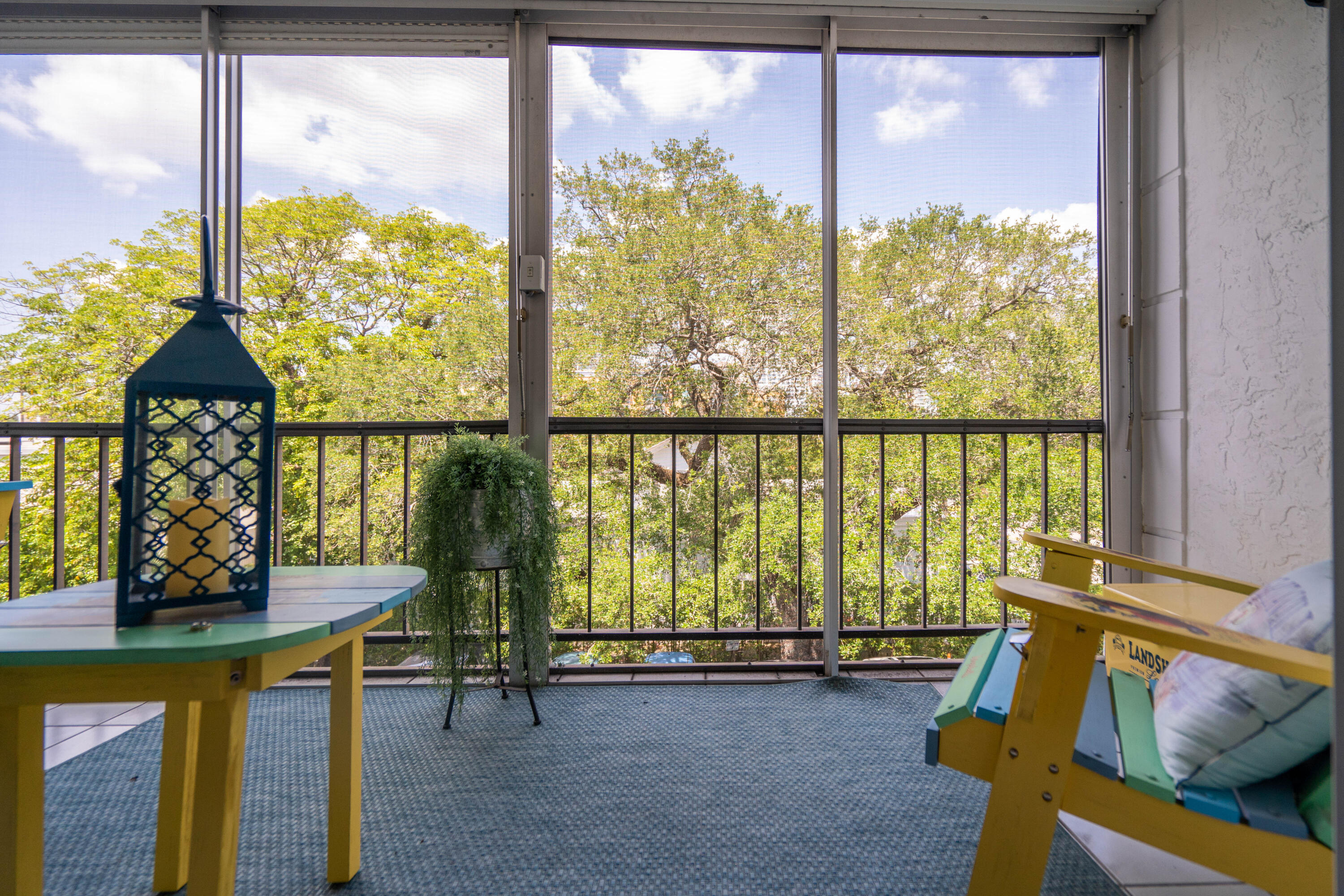 1212 SE 2nd #305, Fort Lauderdale FL 33301