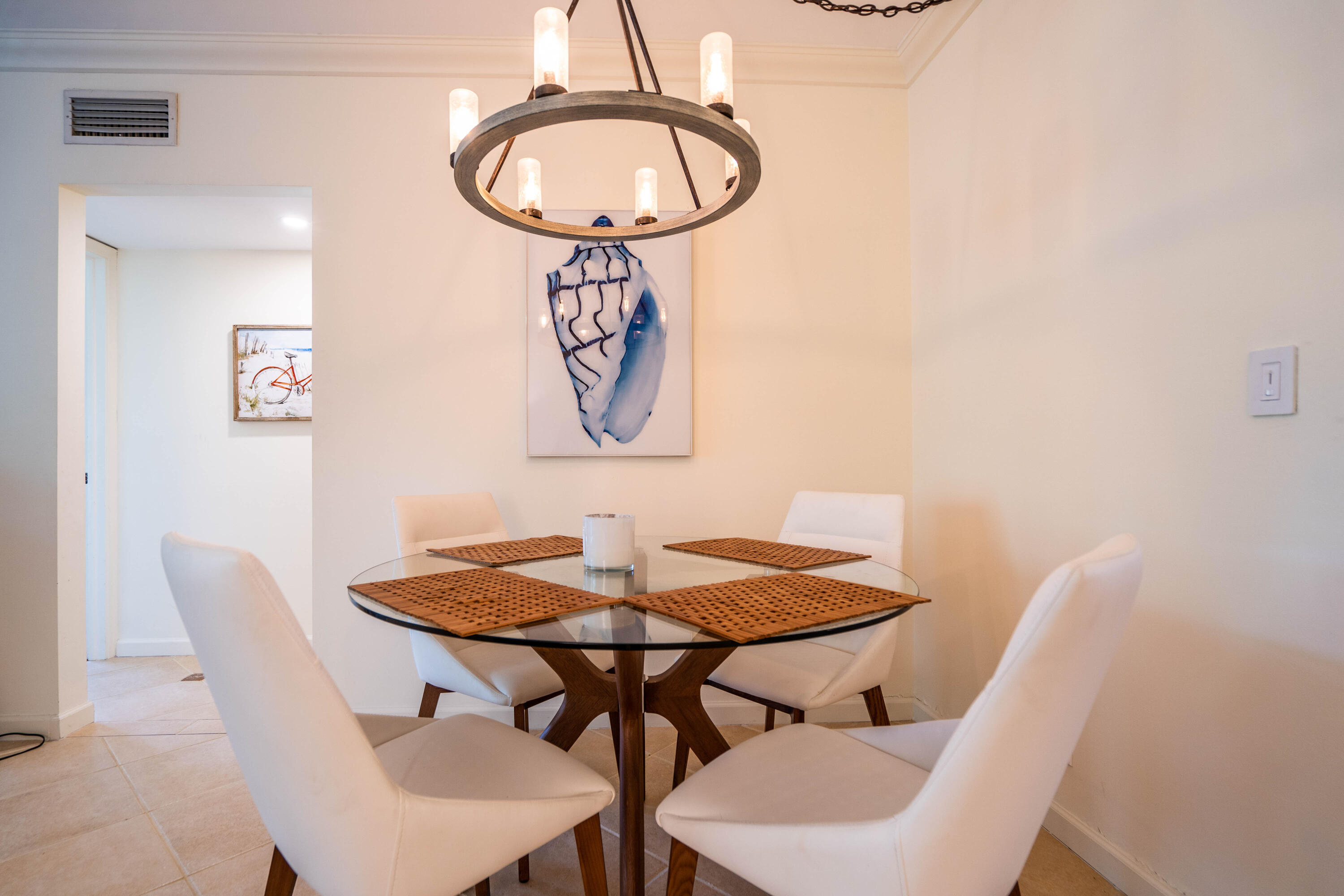 1212 SE 2nd #305, Fort Lauderdale FL 33301