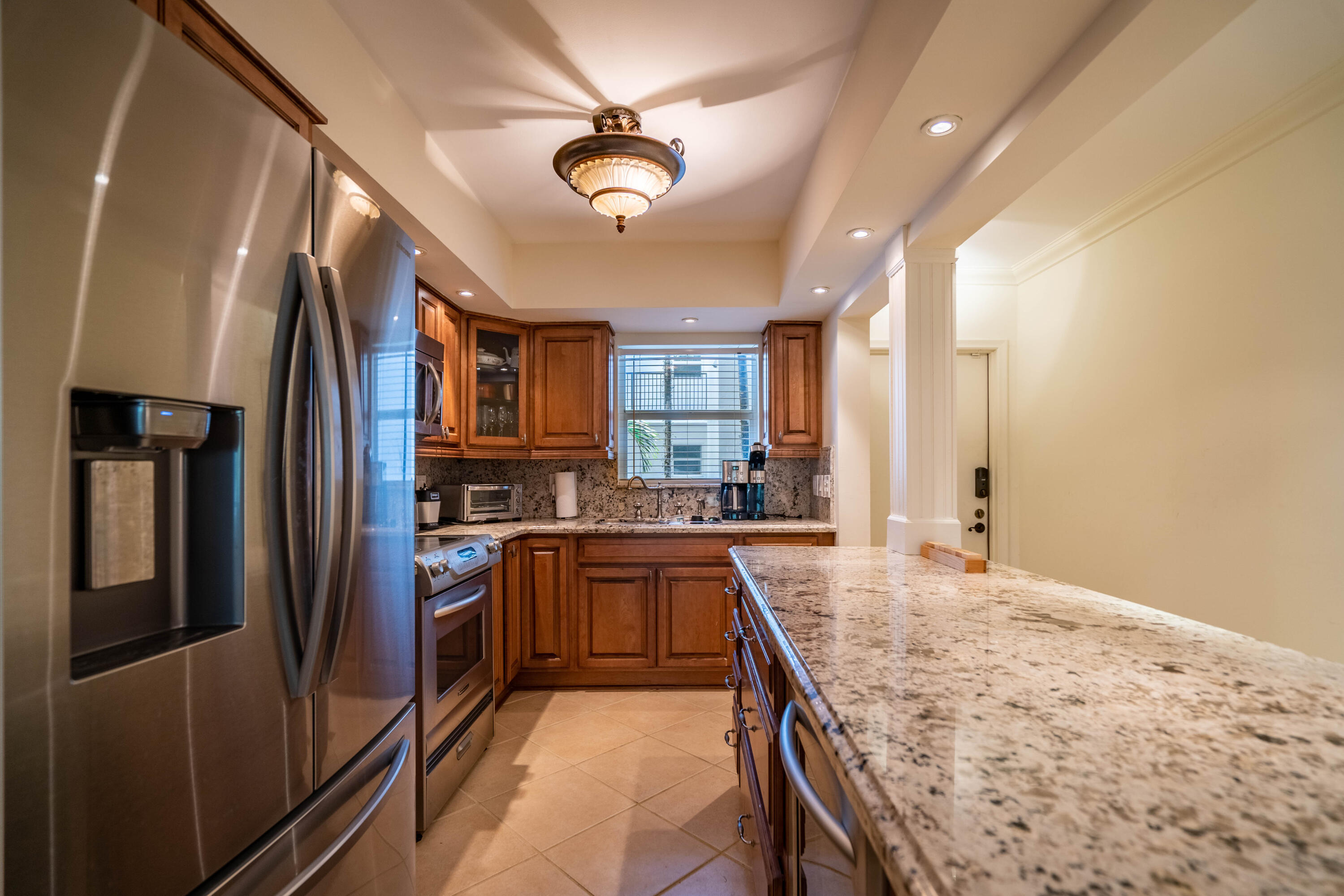 1212 SE 2nd #305, Fort Lauderdale FL 33301