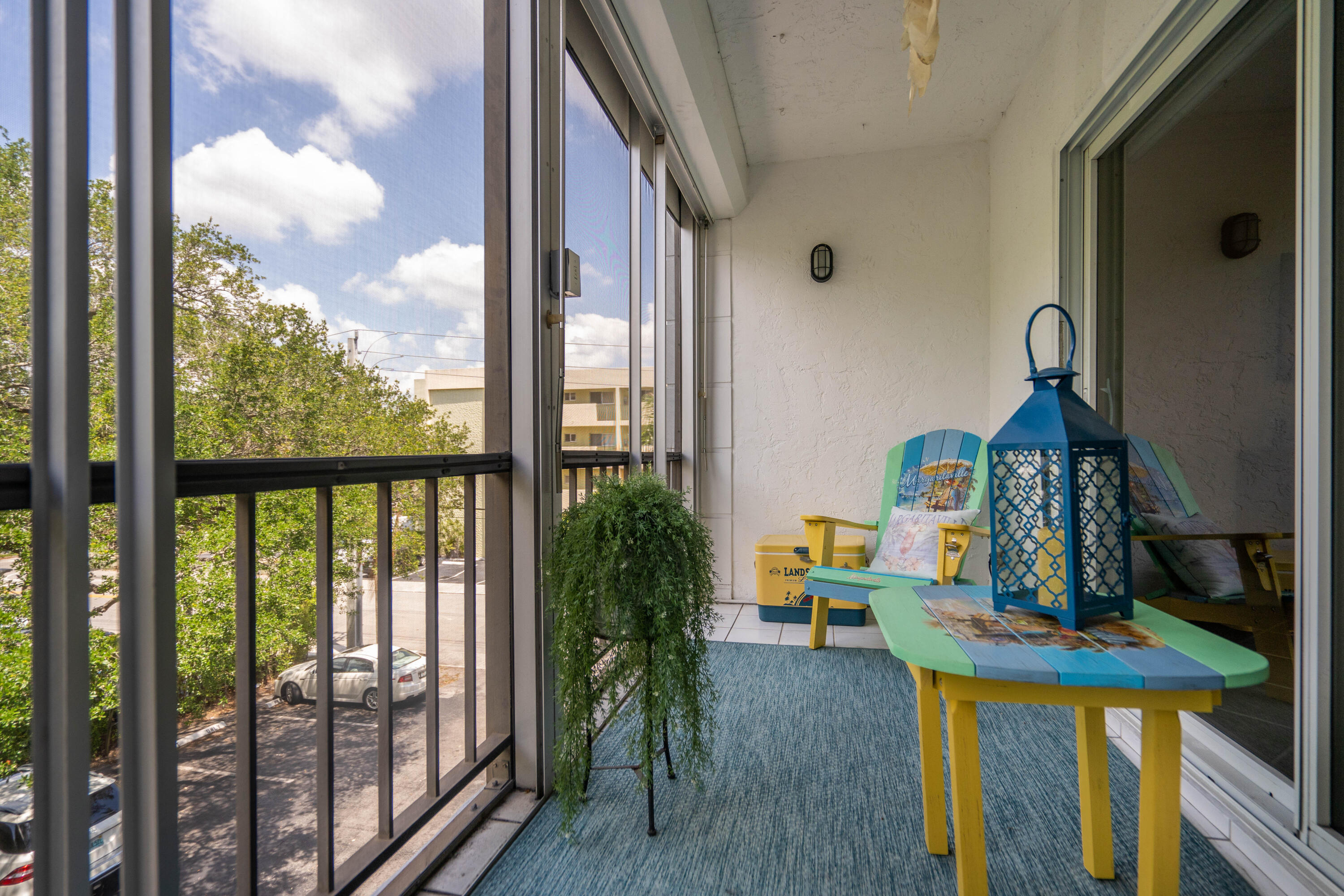 1212 SE 2nd #305, Fort Lauderdale FL 33301