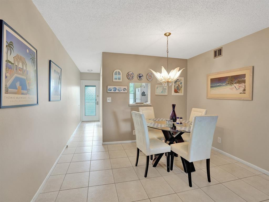 2003 GRANADA #C4, Coconut Creek FL 33066