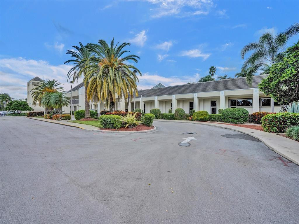 2003 GRANADA #C4, Coconut Creek FL 33066