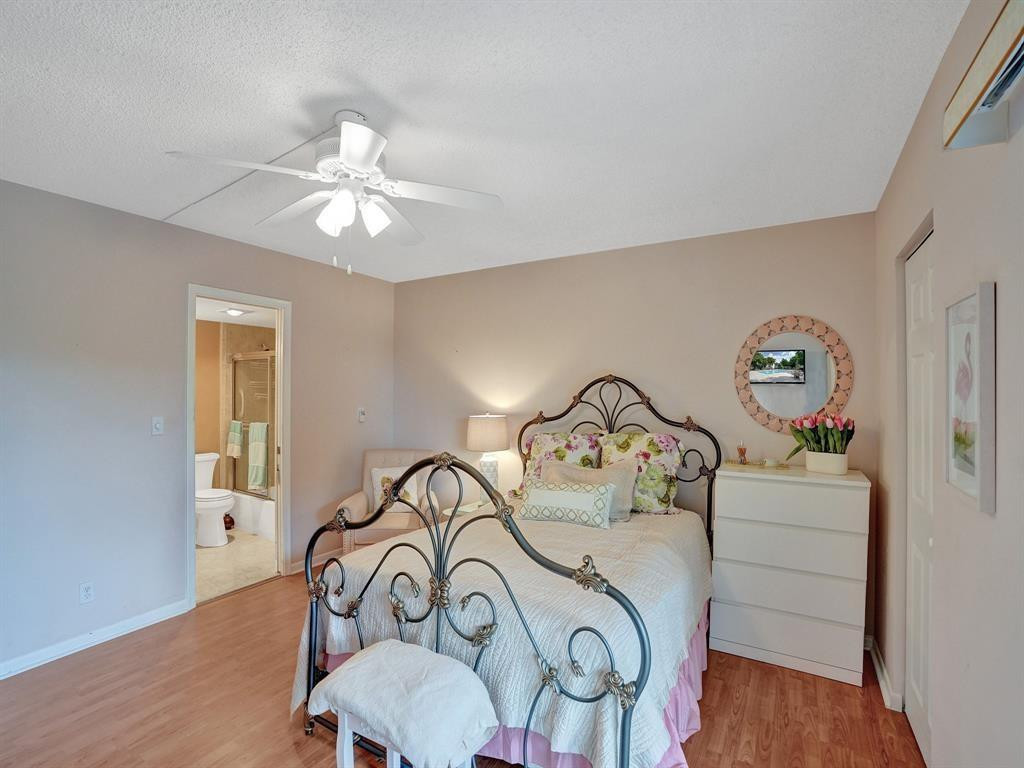 2003 GRANADA #C4, Coconut Creek FL 33066