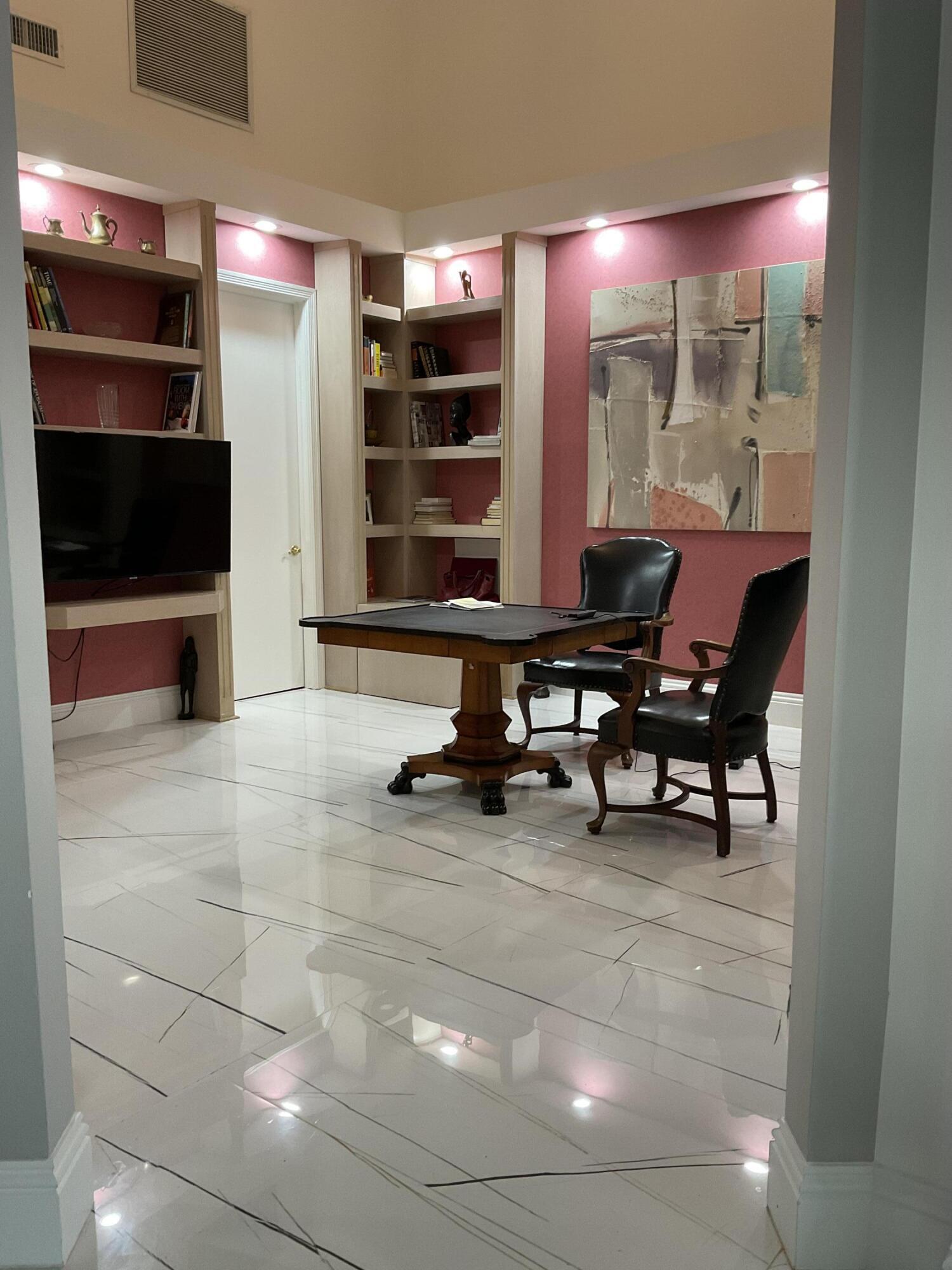 7111 Dubonnet, Boca Raton FL 33433