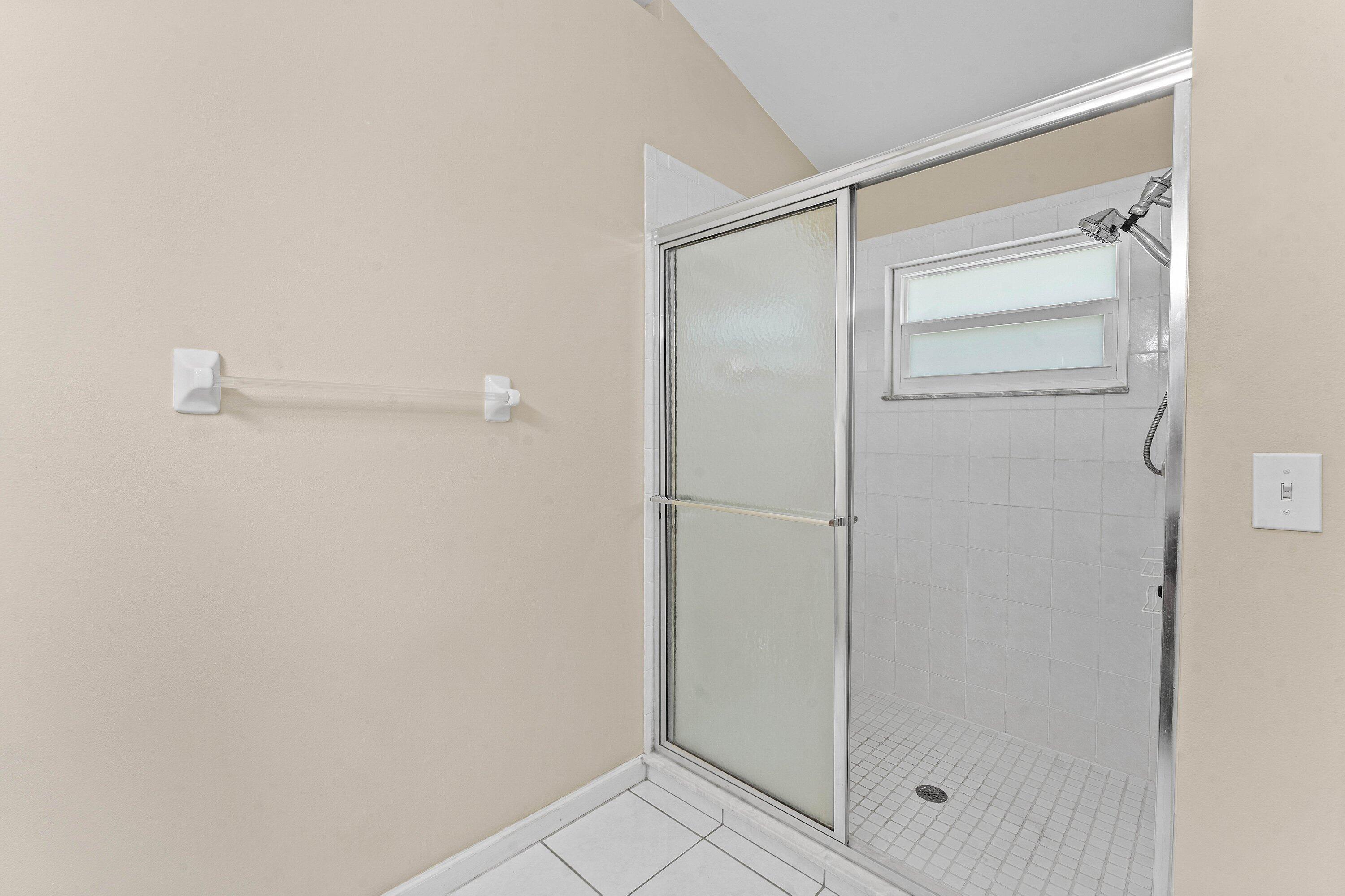 6333 UNGERER, Jupiter FL 33458