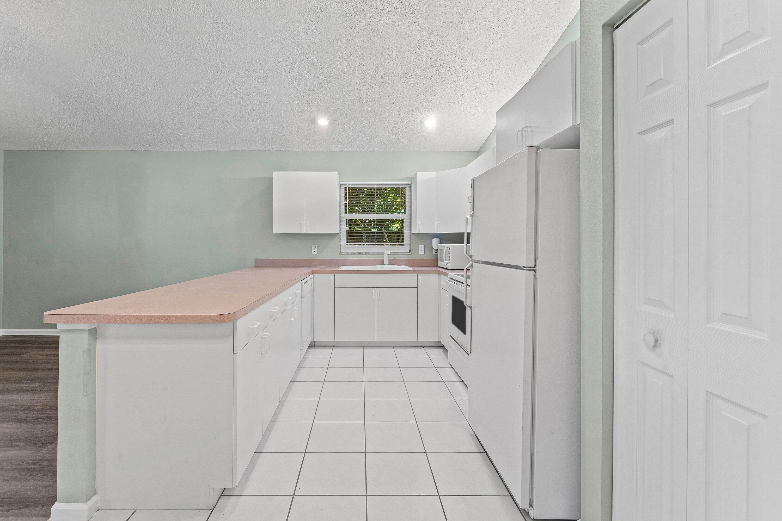6333 UNGERER, Jupiter FL 33458