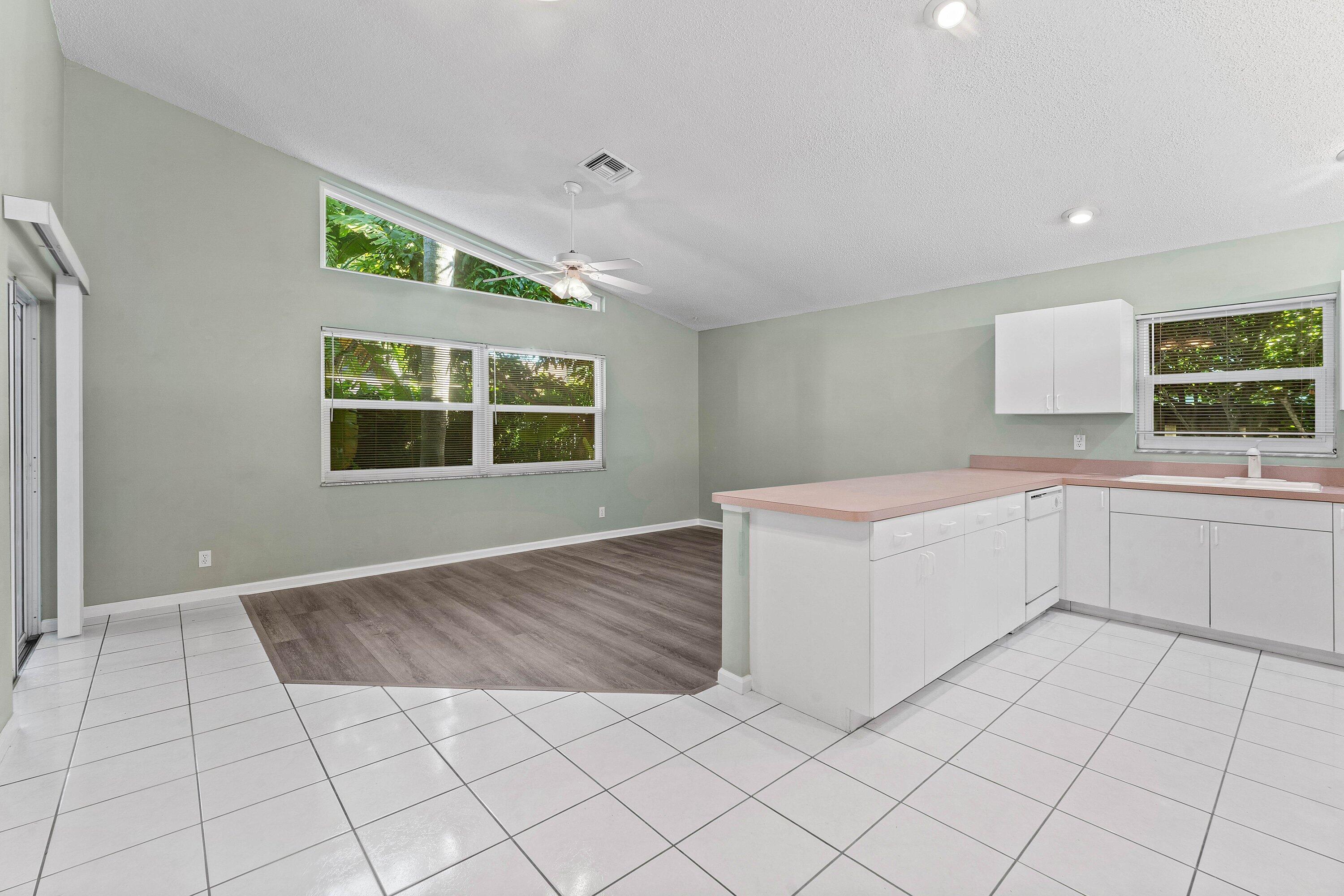 6333 UNGERER, Jupiter FL 33458