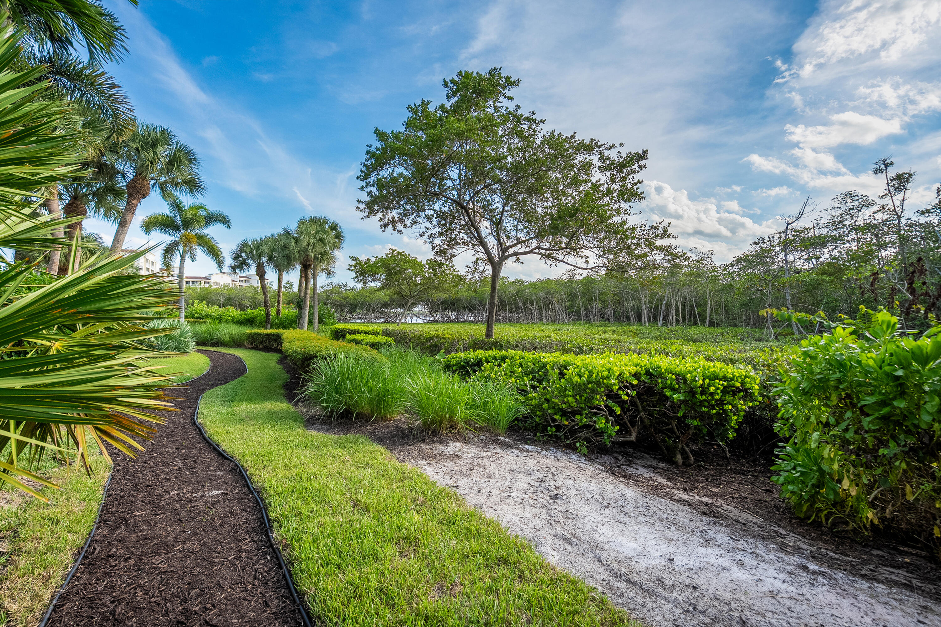 400 S US HIGHWAY 1 #104, Jupiter FL 33477