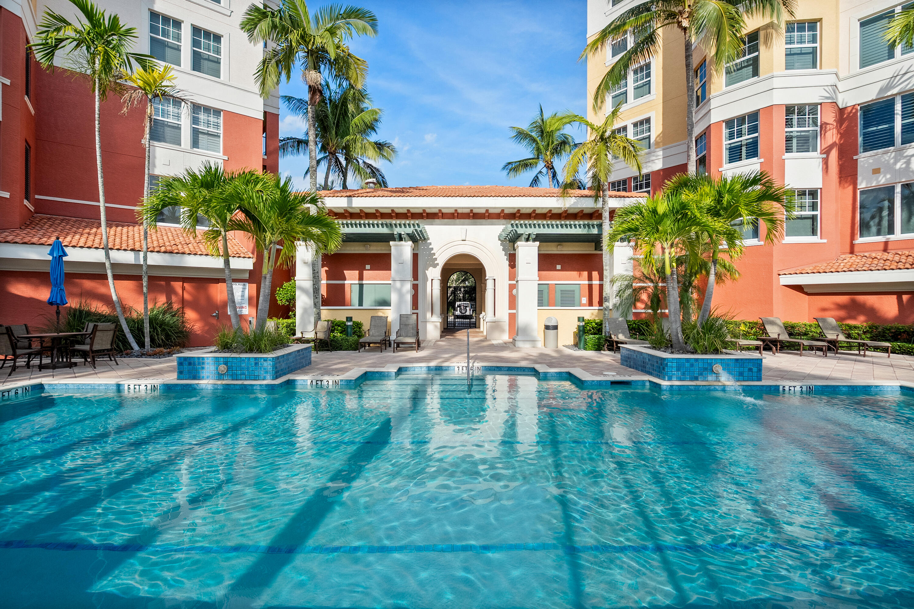 400 S US HIGHWAY 1 #104, Jupiter FL 33477