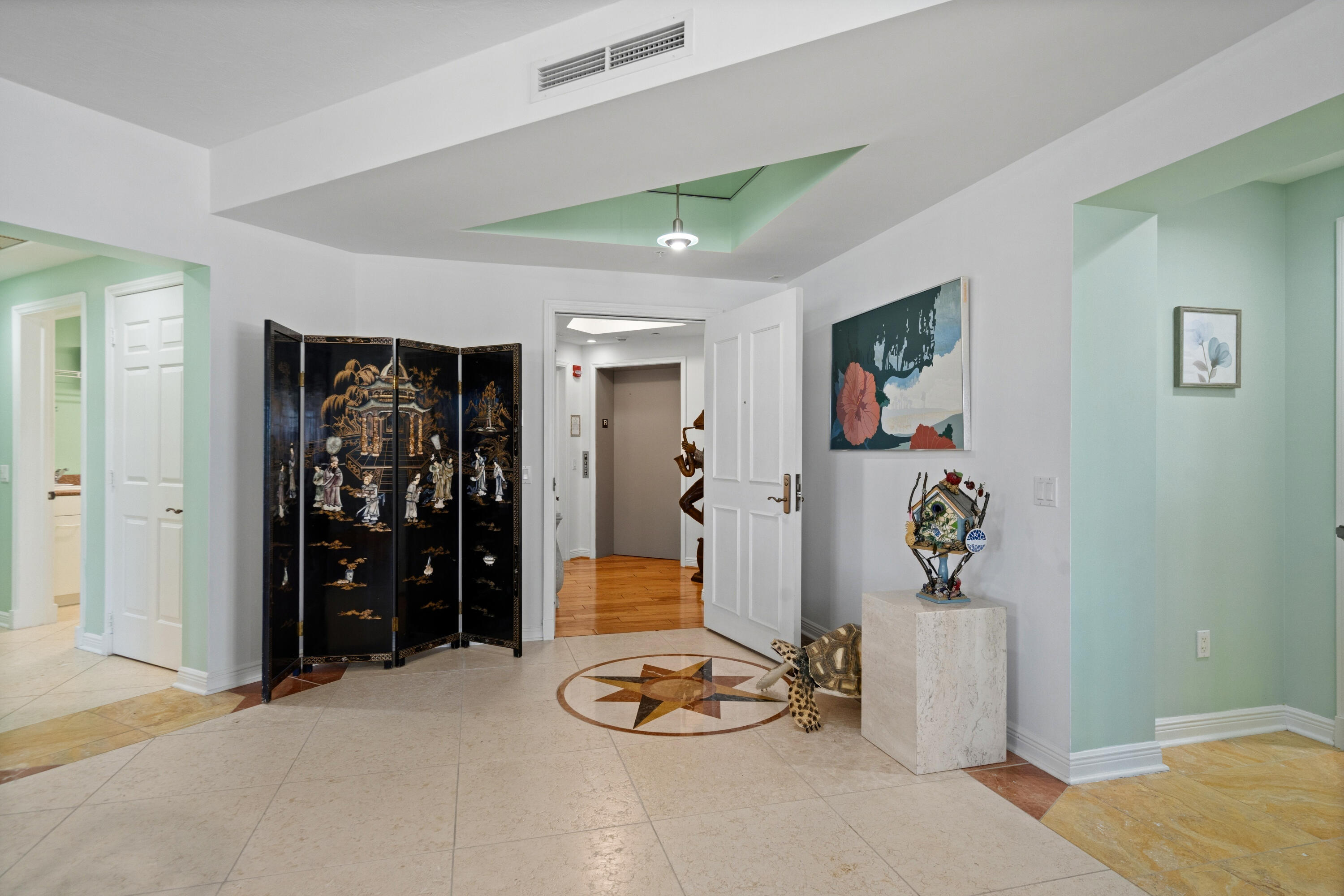 400 S US HIGHWAY 1 #104, Jupiter FL 33477
