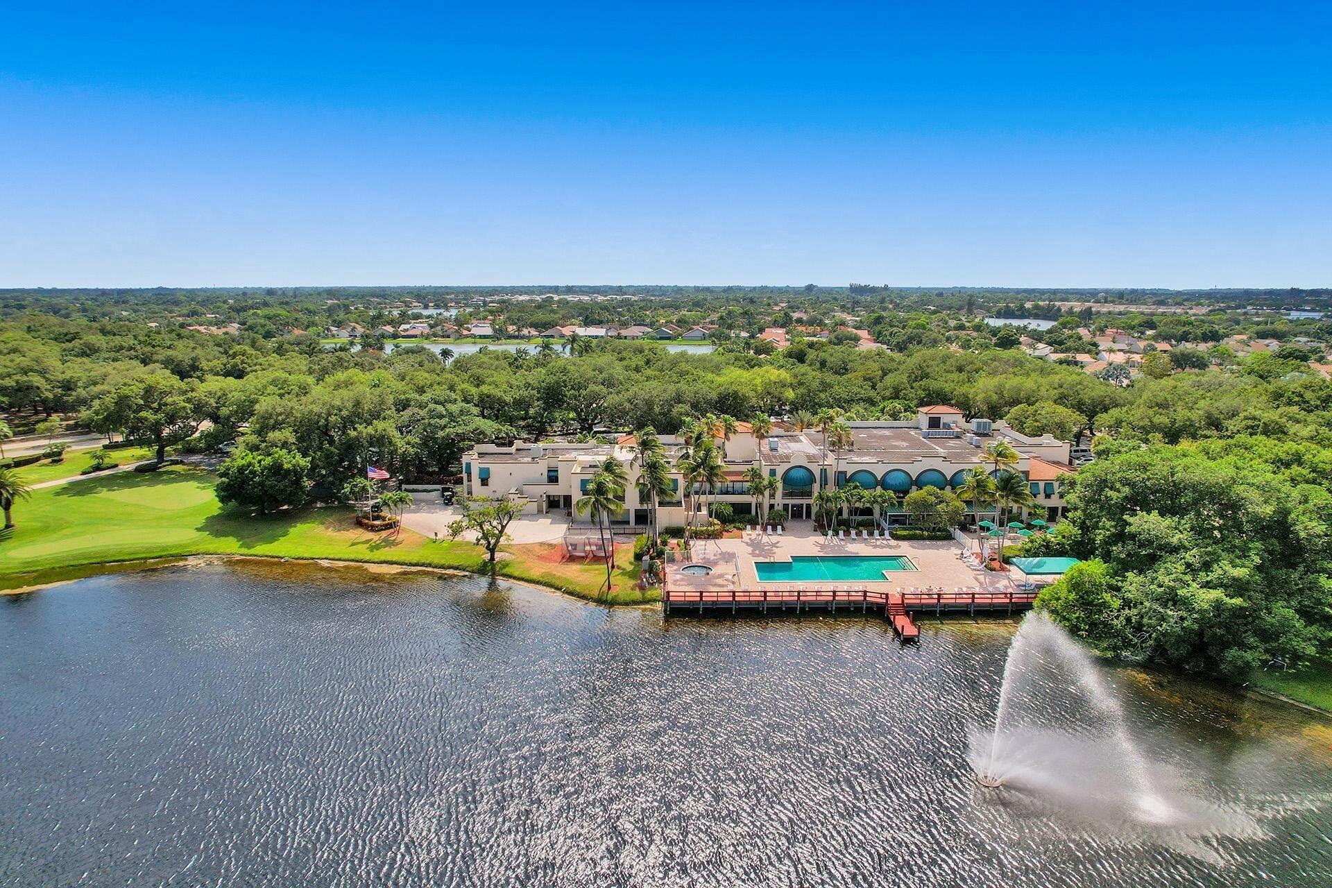 9470 TANGERINE #203, Davie FL 33324