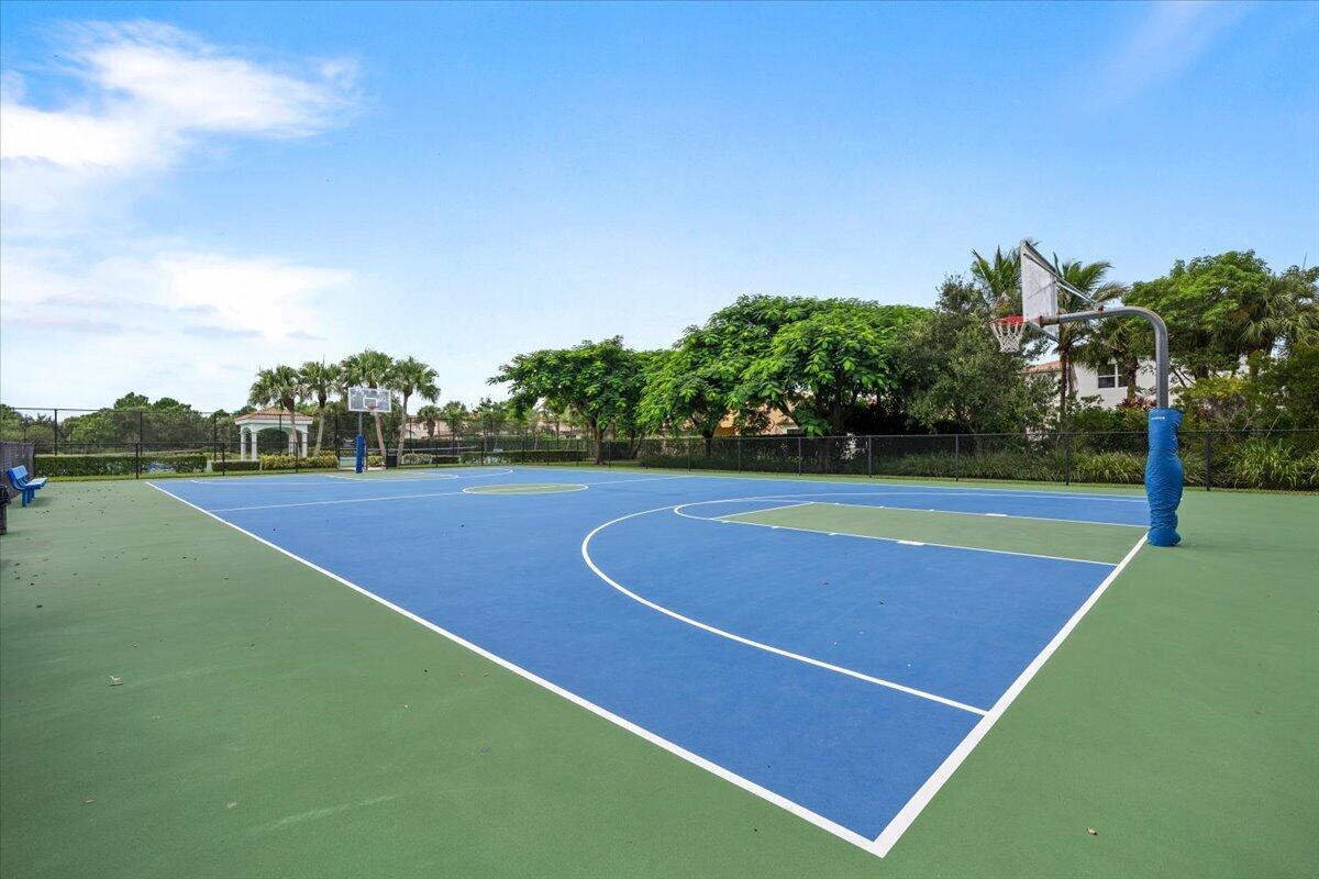 128 Umbrella, Jupiter FL 33458