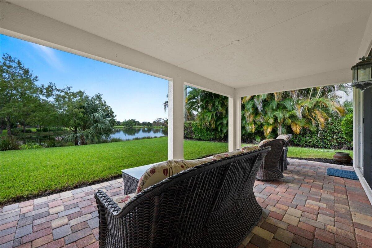128 Umbrella, Jupiter FL 33458