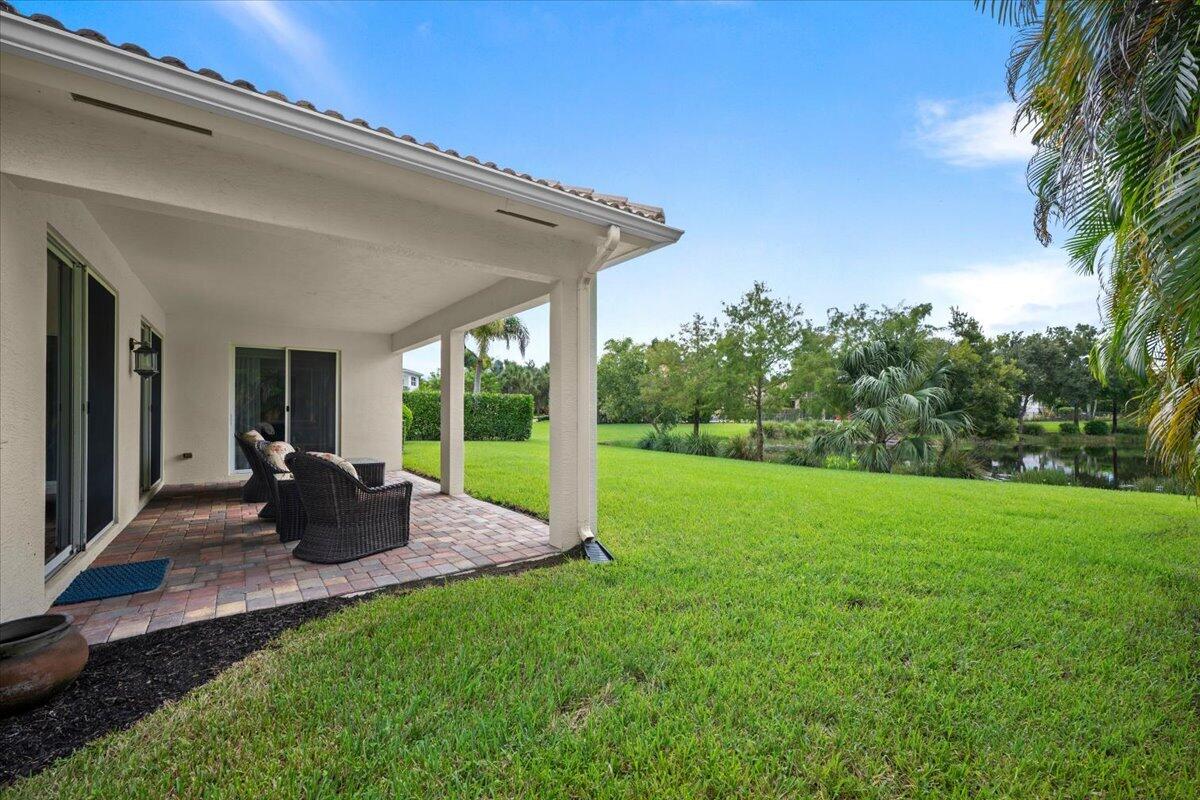 128 Umbrella, Jupiter FL 33458