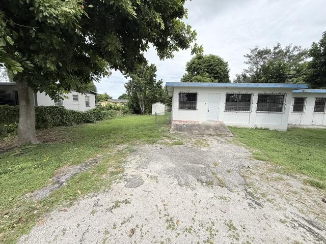 1421 NW Avenue D, Belle Glade FL 33430