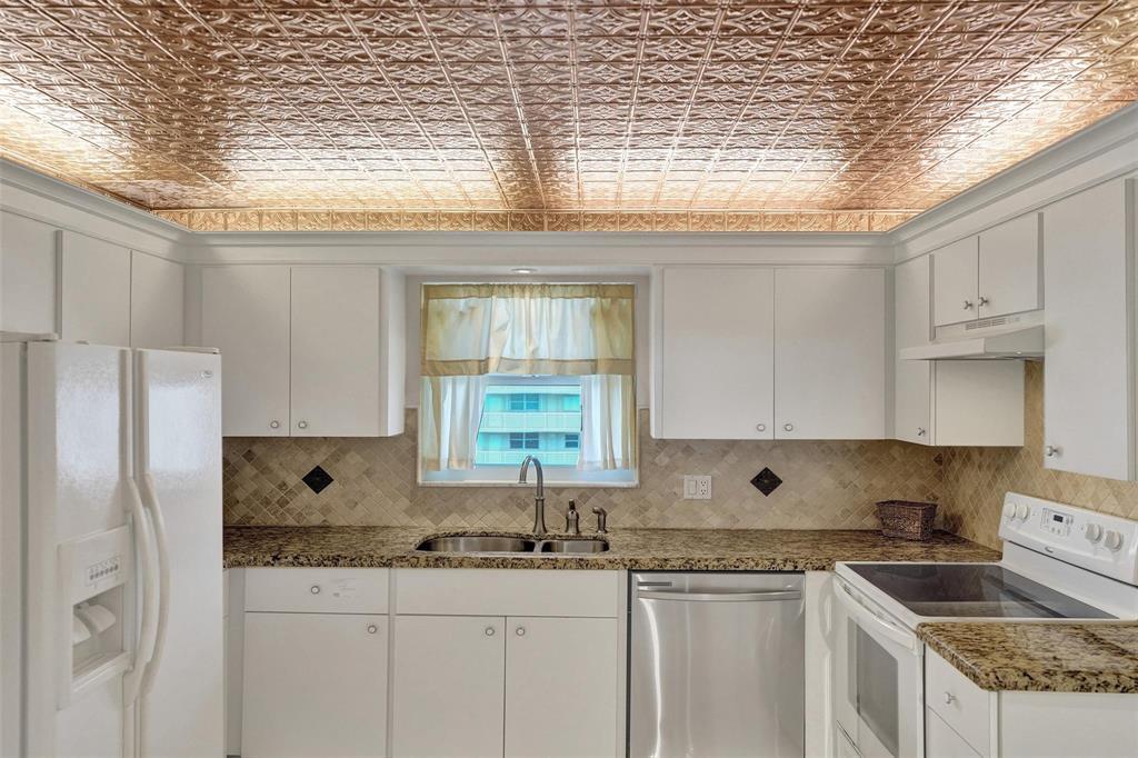 1050 HILLSBORO MILE #805W, Hillsboro Beach FL 33062