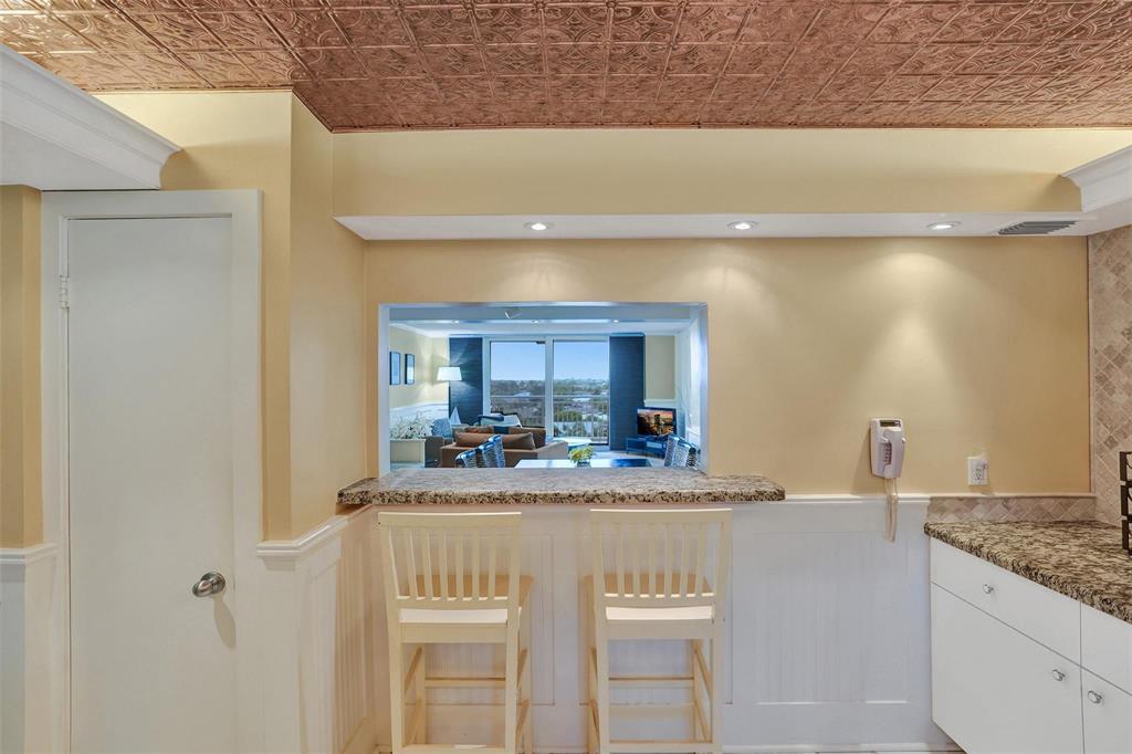 1050 HILLSBORO MILE #805W, Hillsboro Beach FL 33062