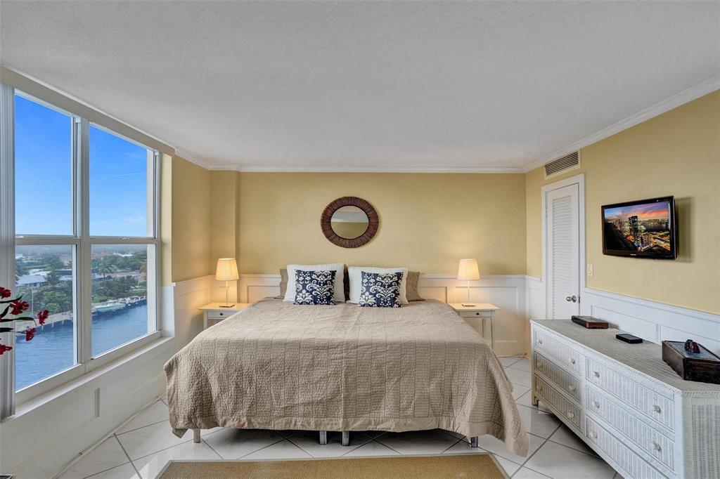 1050 HILLSBORO MILE #805W, Hillsboro Beach FL 33062