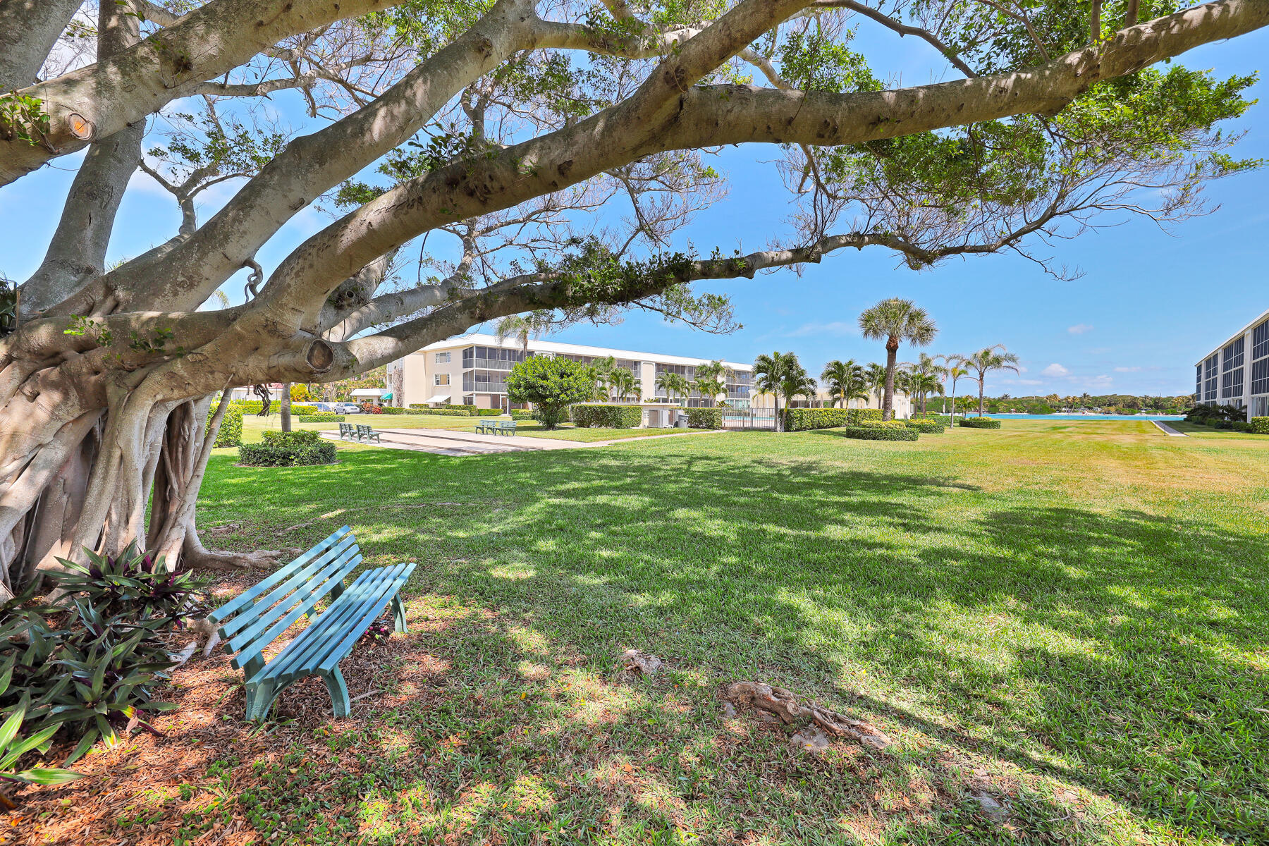 100 Waterway, Jupiter FL 33469