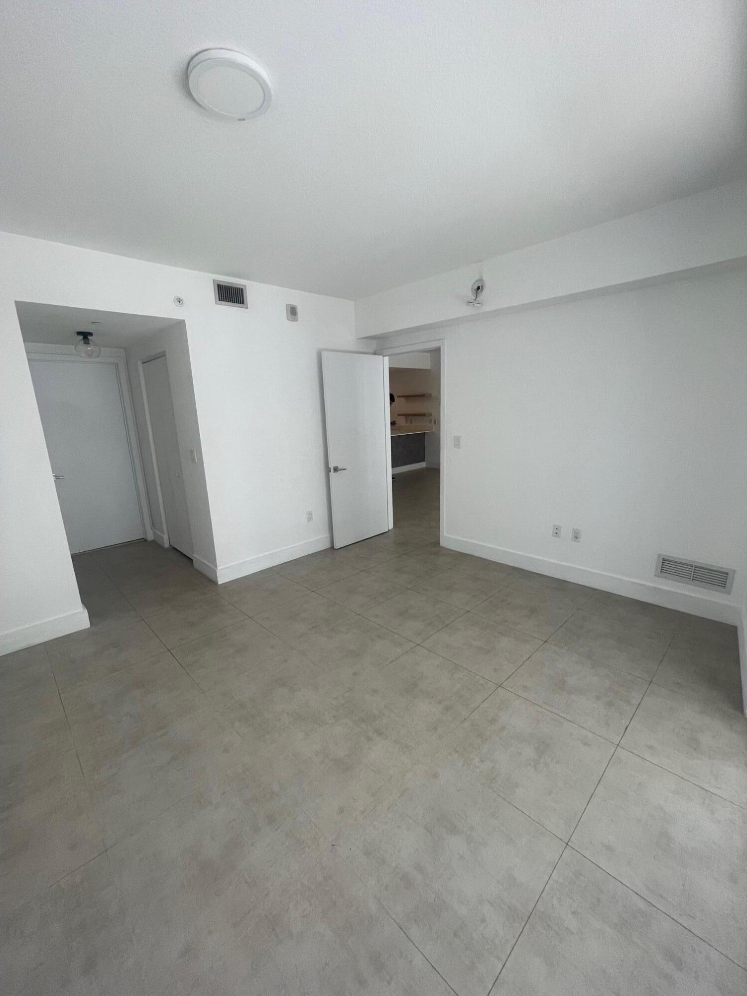 488 NE 18th #2106, Miami FL 33132