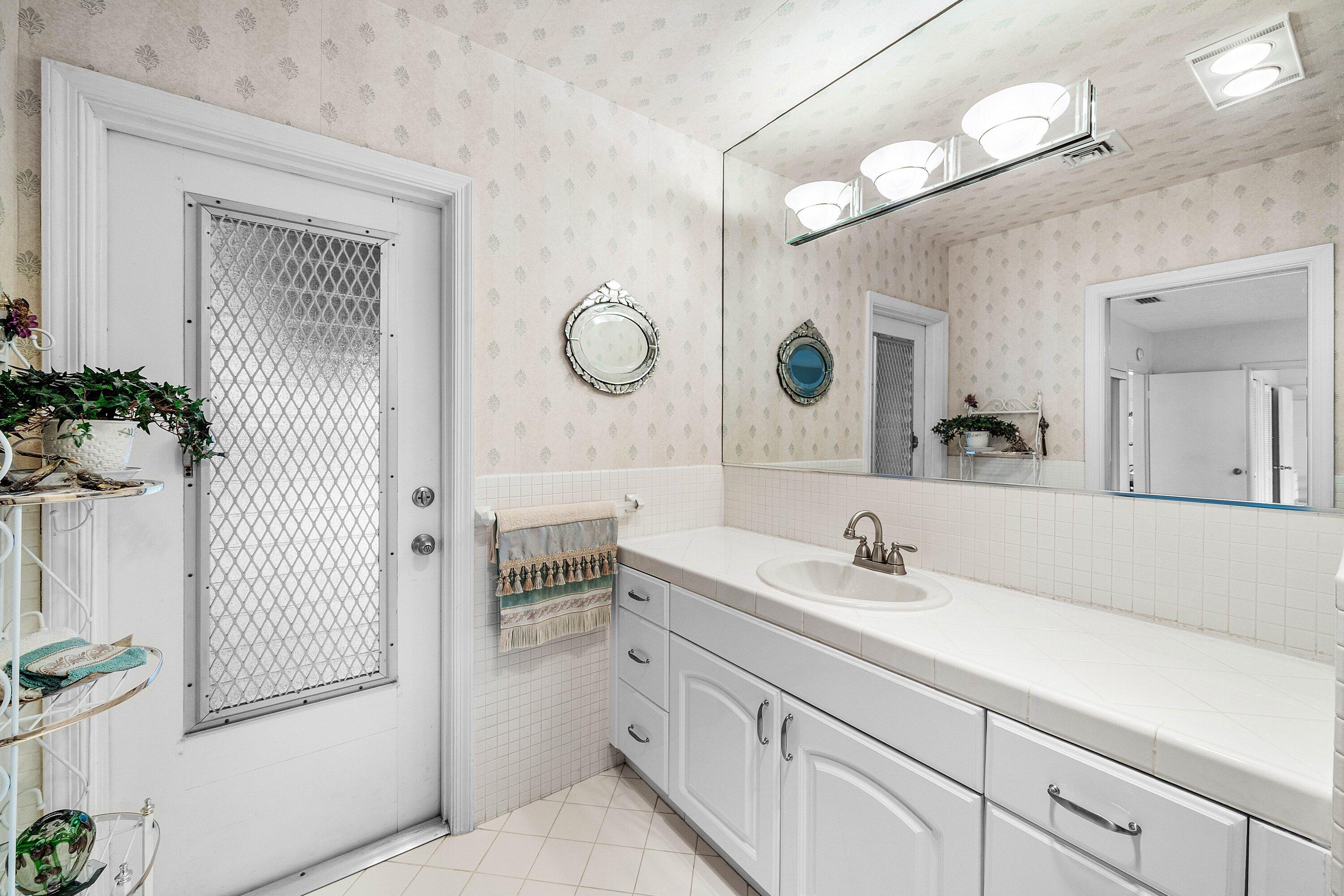 1338 Cypress, Boca Raton FL 33486