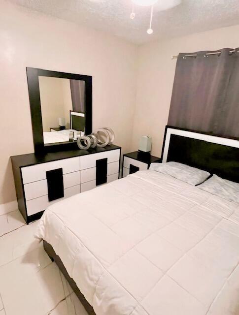 1155 BUCHANAN, Hollywood FL 33019