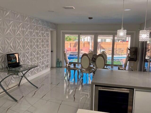 1155 BUCHANAN, Hollywood FL 33019