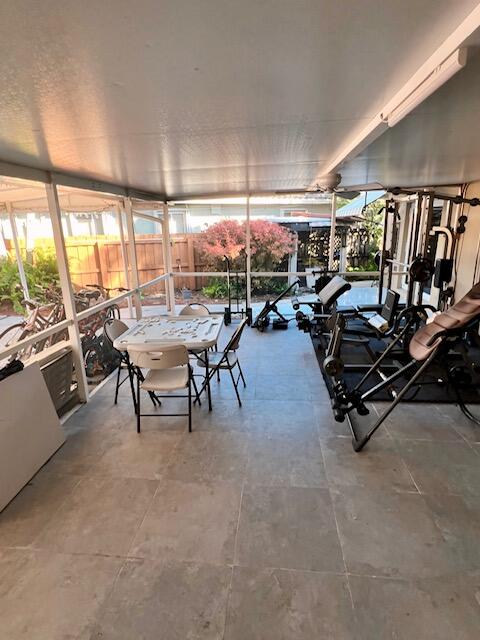 1155 BUCHANAN, Hollywood FL 33019