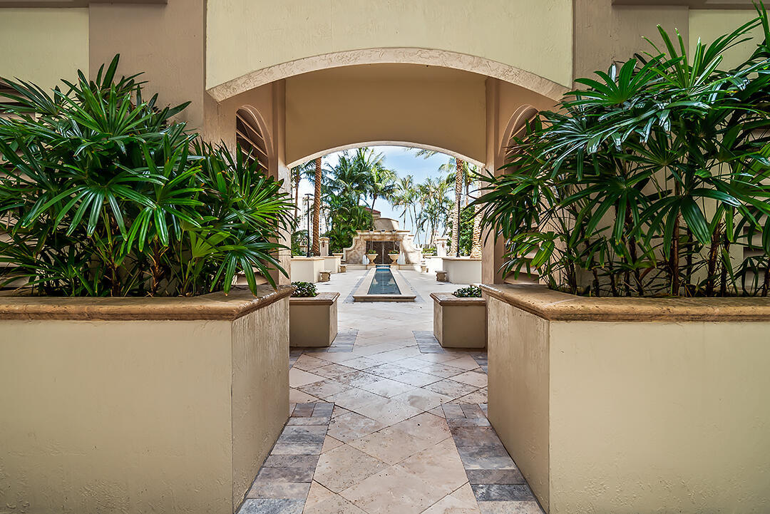 801 S OLIVE #433, West Palm Beach FL 33401