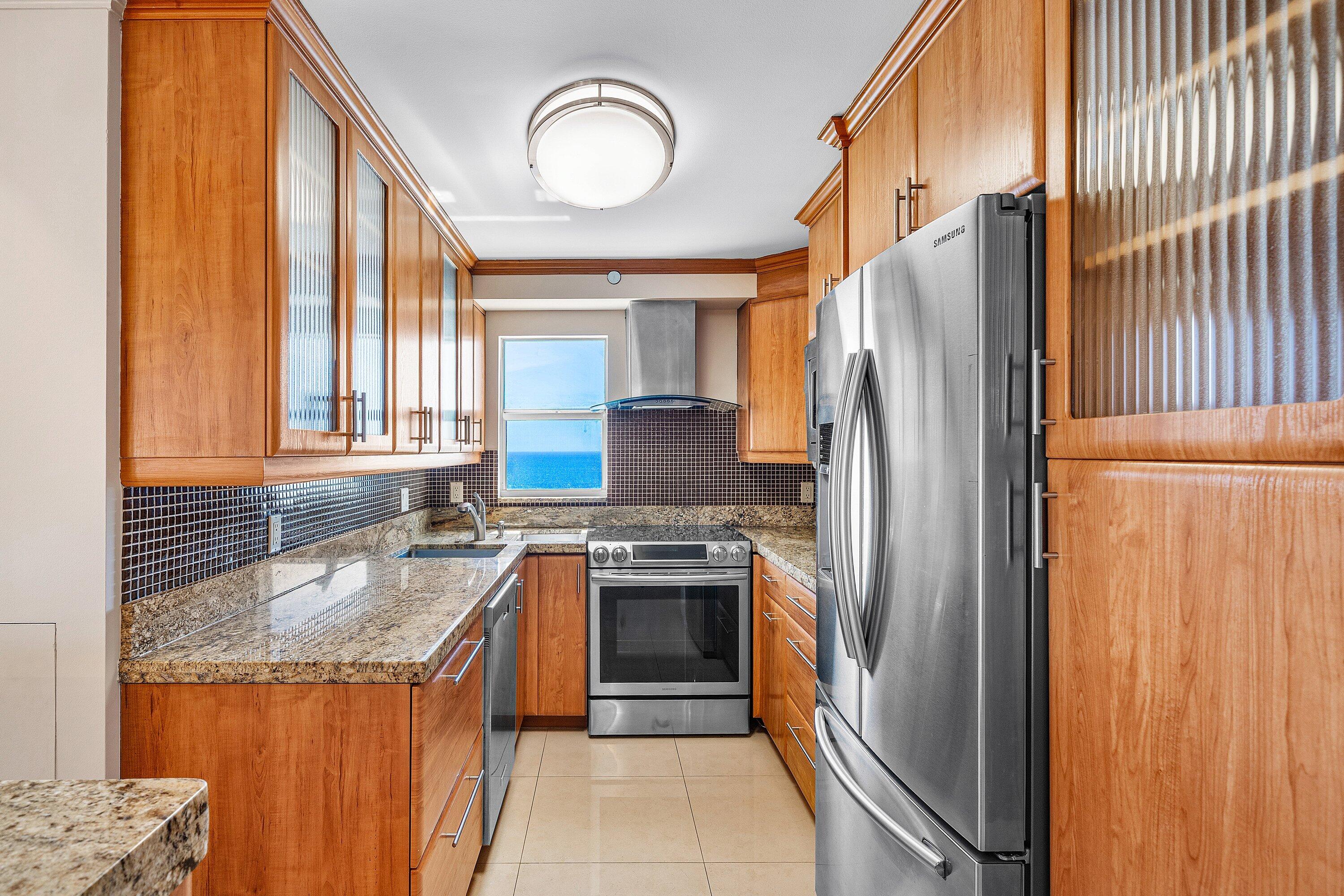 4505 S Ocean #1008, Highland Beach FL 33487