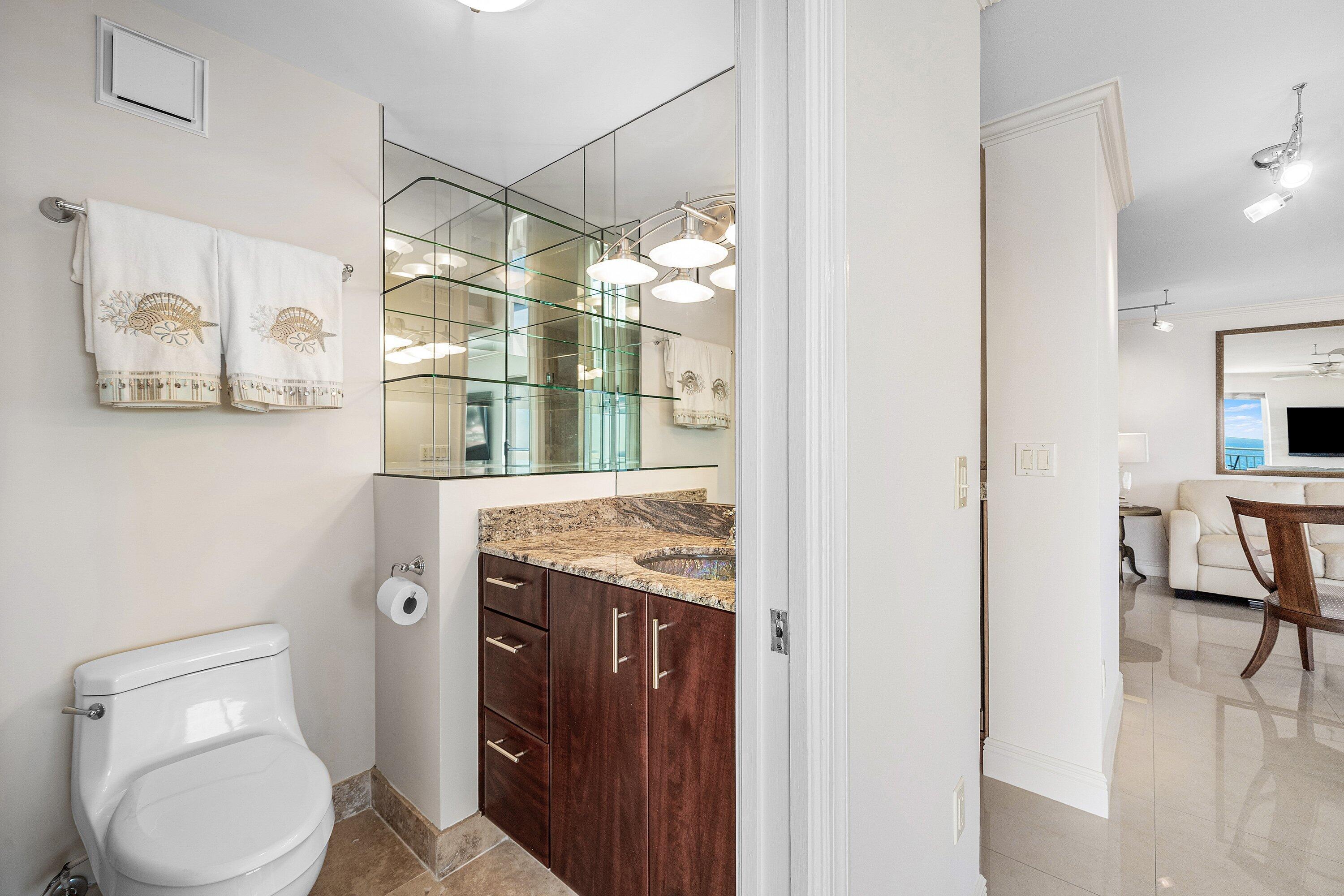 4505 S Ocean #1008, Highland Beach FL 33487