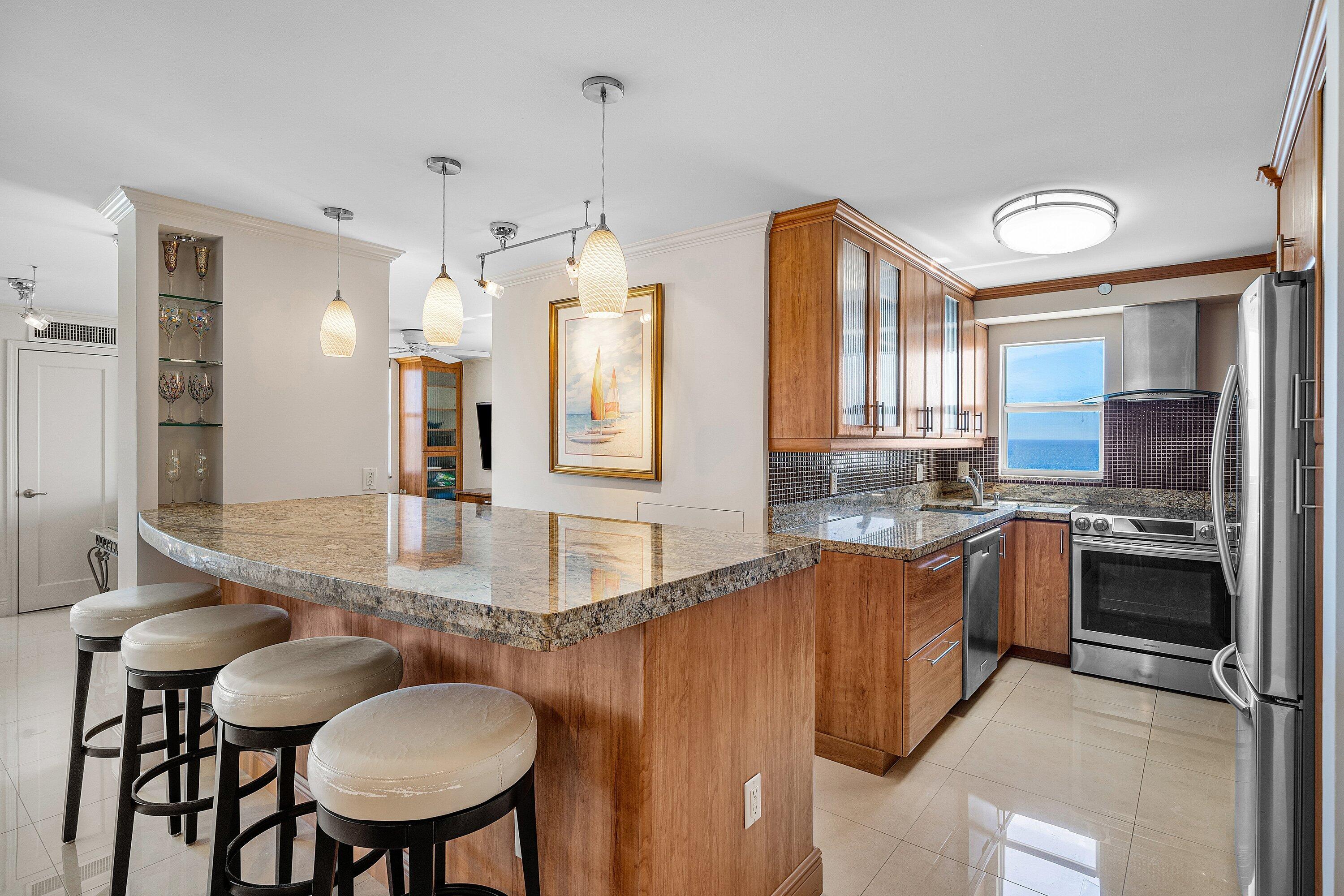 4505 S Ocean #1008, Highland Beach FL 33487